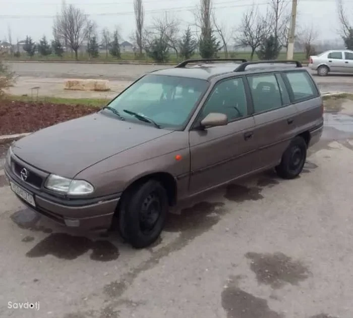 Лобовое стекло Opel Astra F