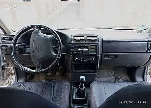 Opel Vectra a 1995