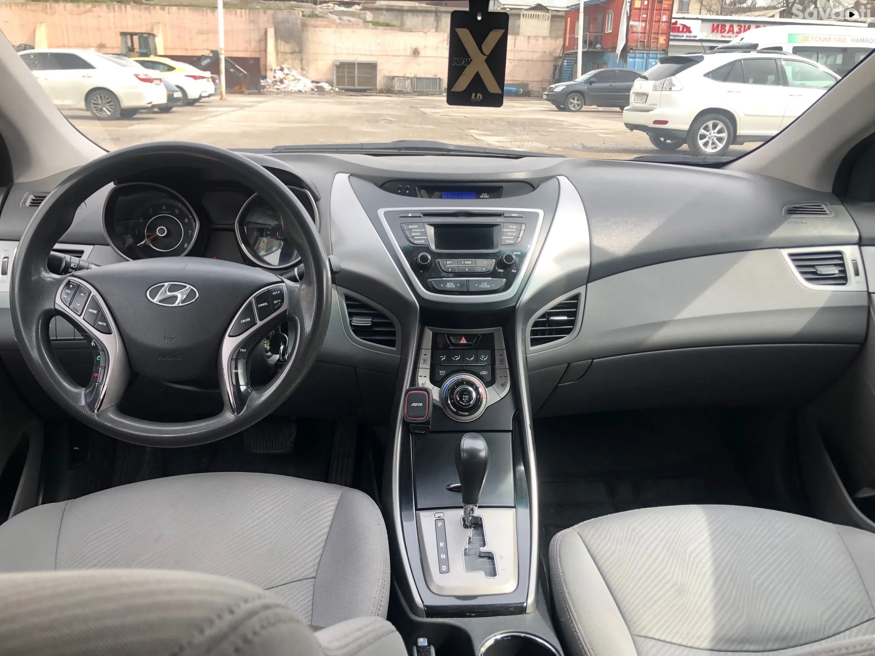 Hyundai Elantra 2013