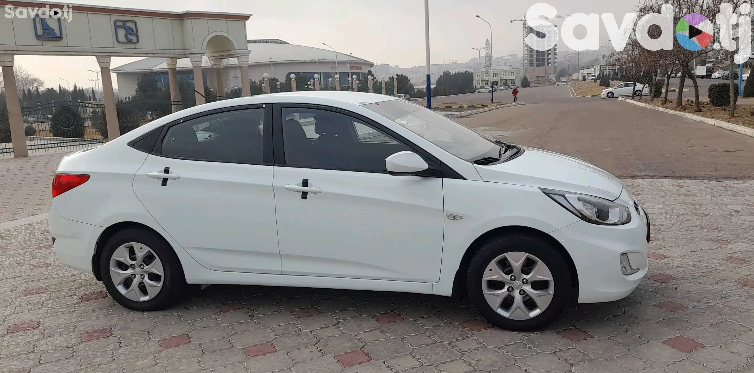Hyundai Solaris 2013