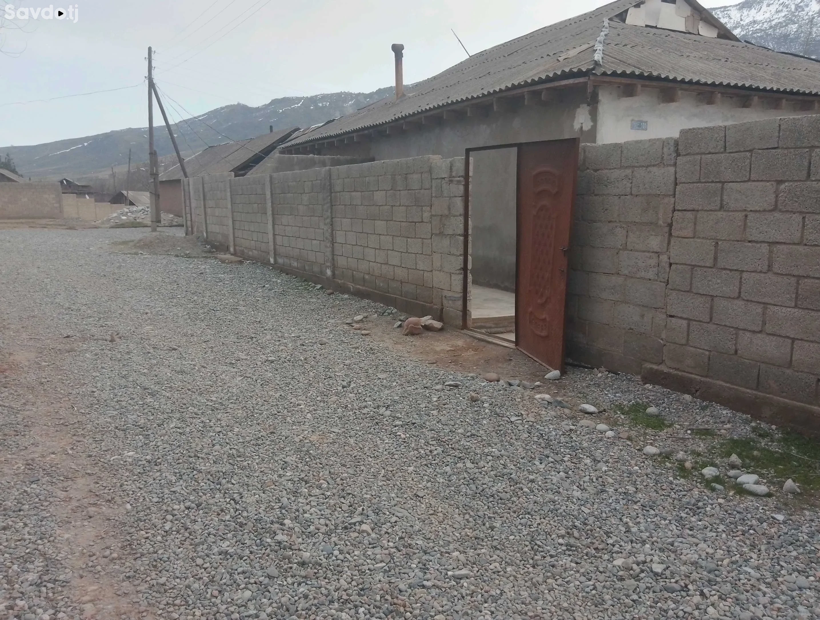 1 этажный, 4-комн. дом, 140 м², 9 соток, файзобод