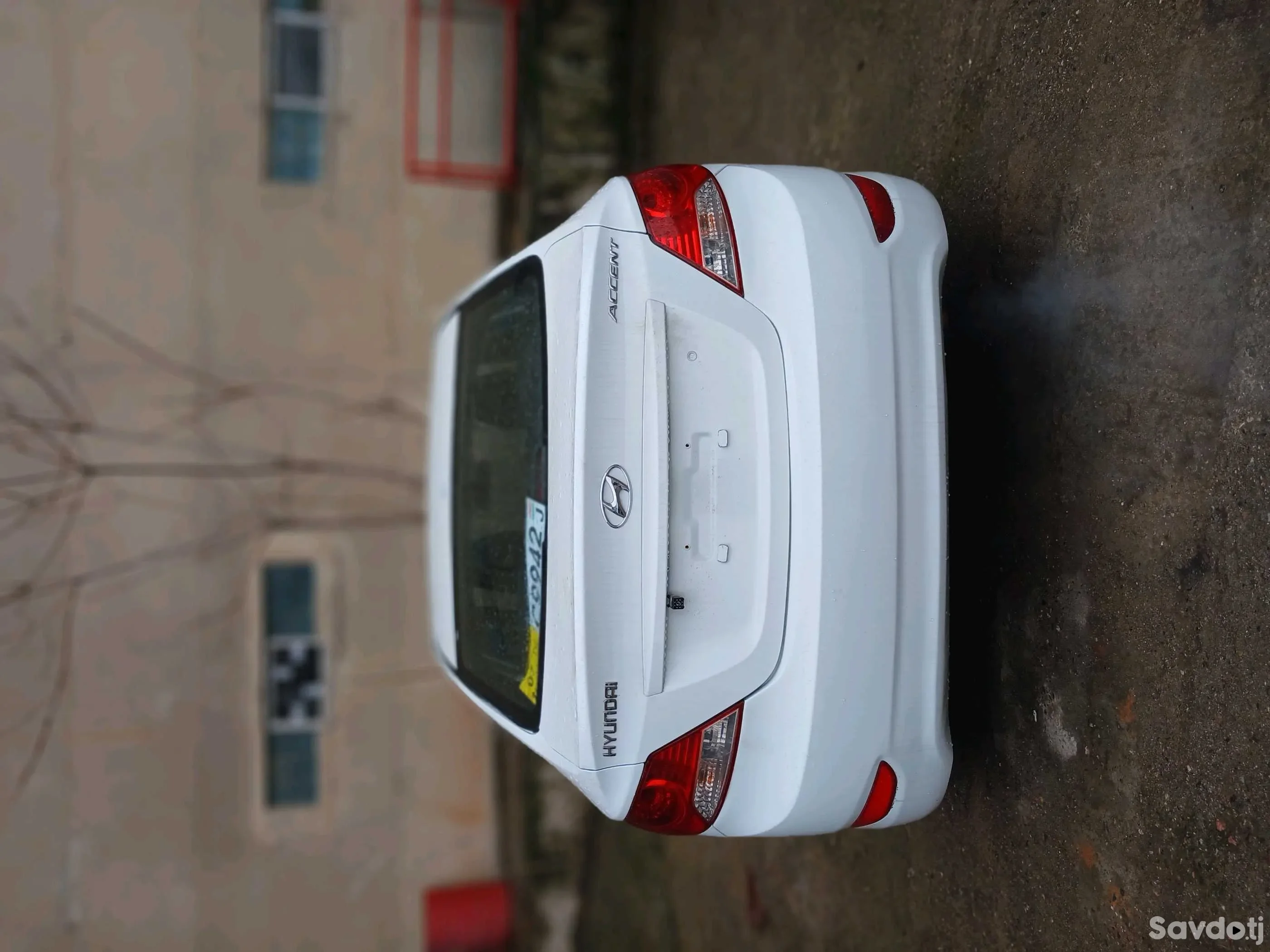 Hyundai Accent 2012