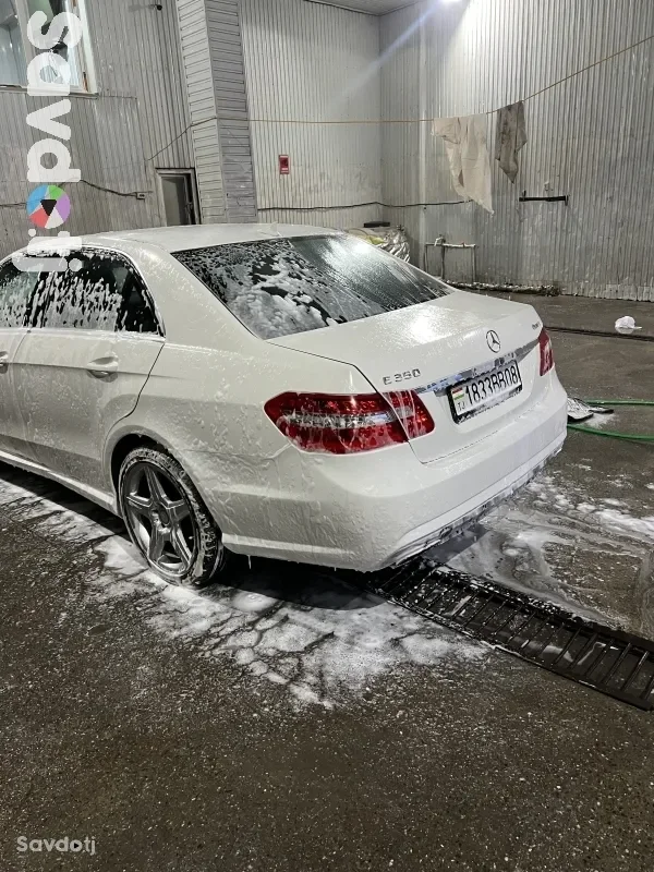 Mercedes-benz E class 2010