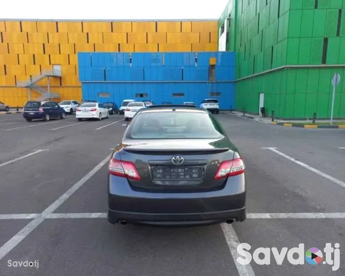 Toyota Camry 2011