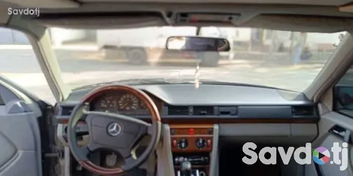 Mercedes-benz E class 1995