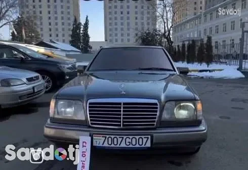 Mercedes-benz E class 1995