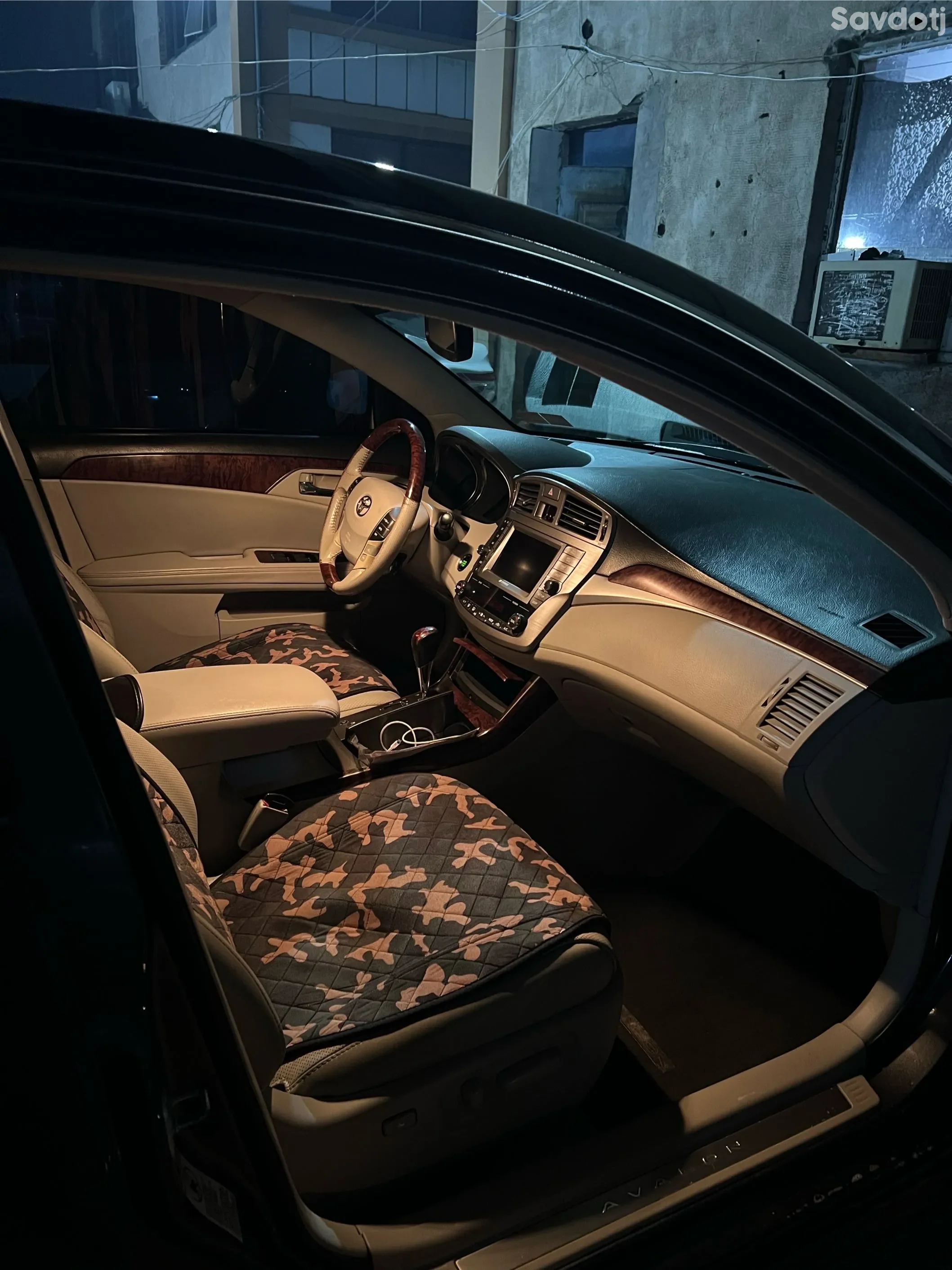 Toyota Avalon 2012