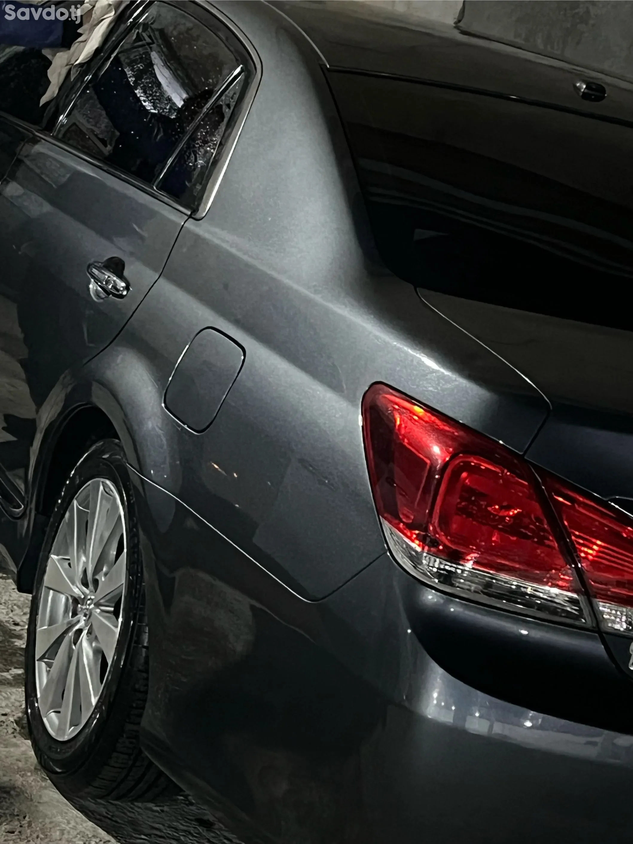 Toyota Avalon 2012
