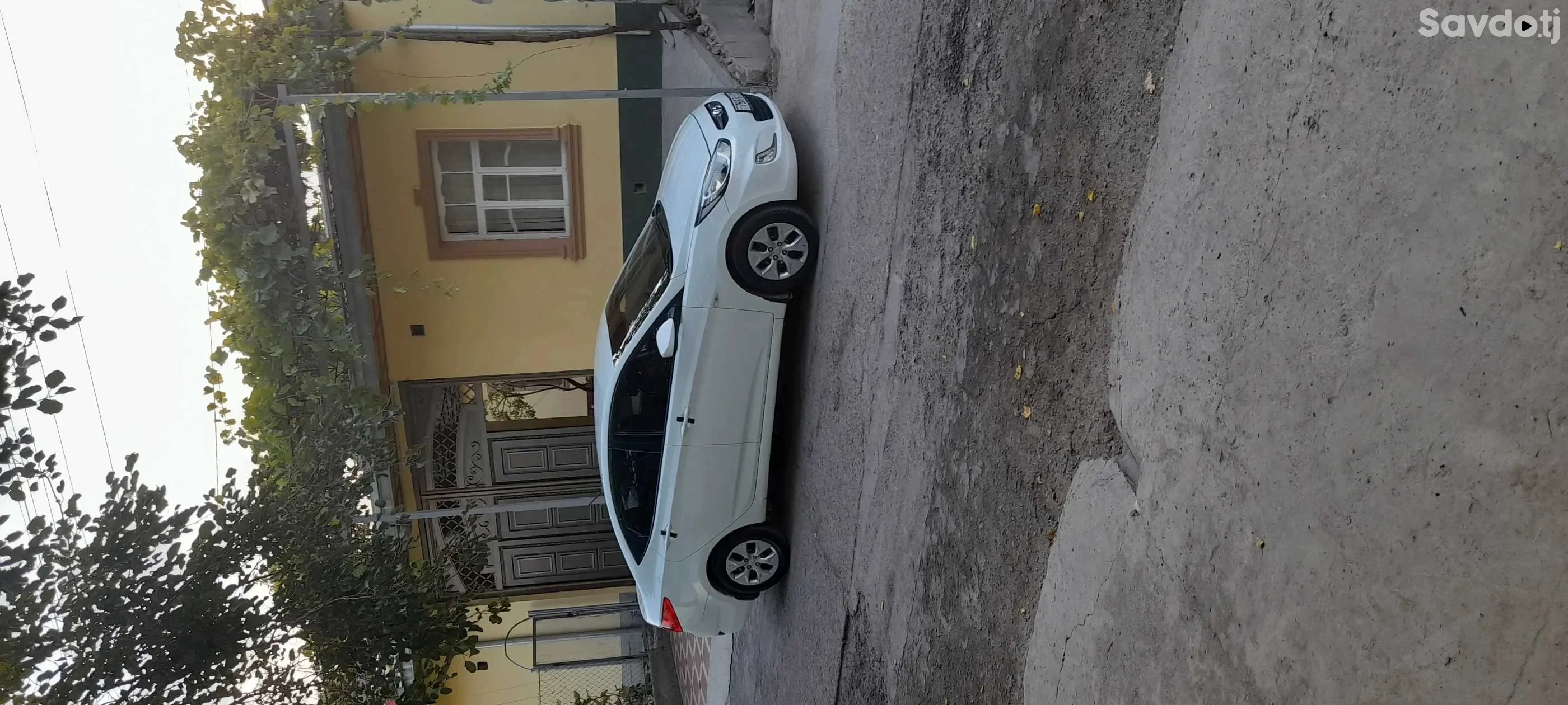 Hyundai Solaris 2013
