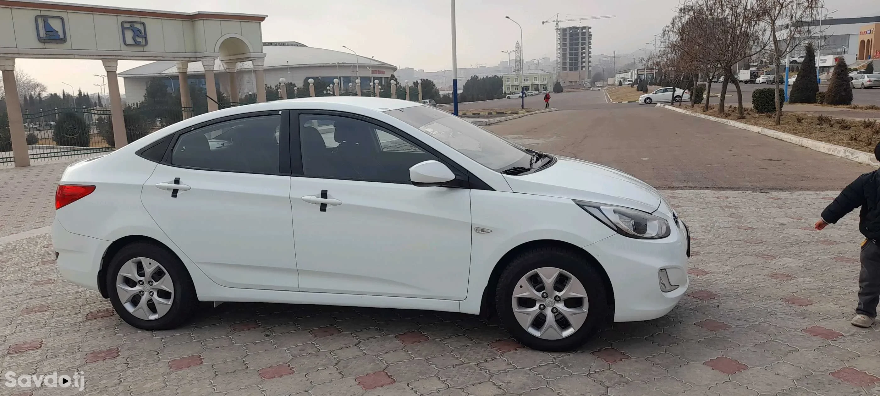 Hyundai Solaris 2013