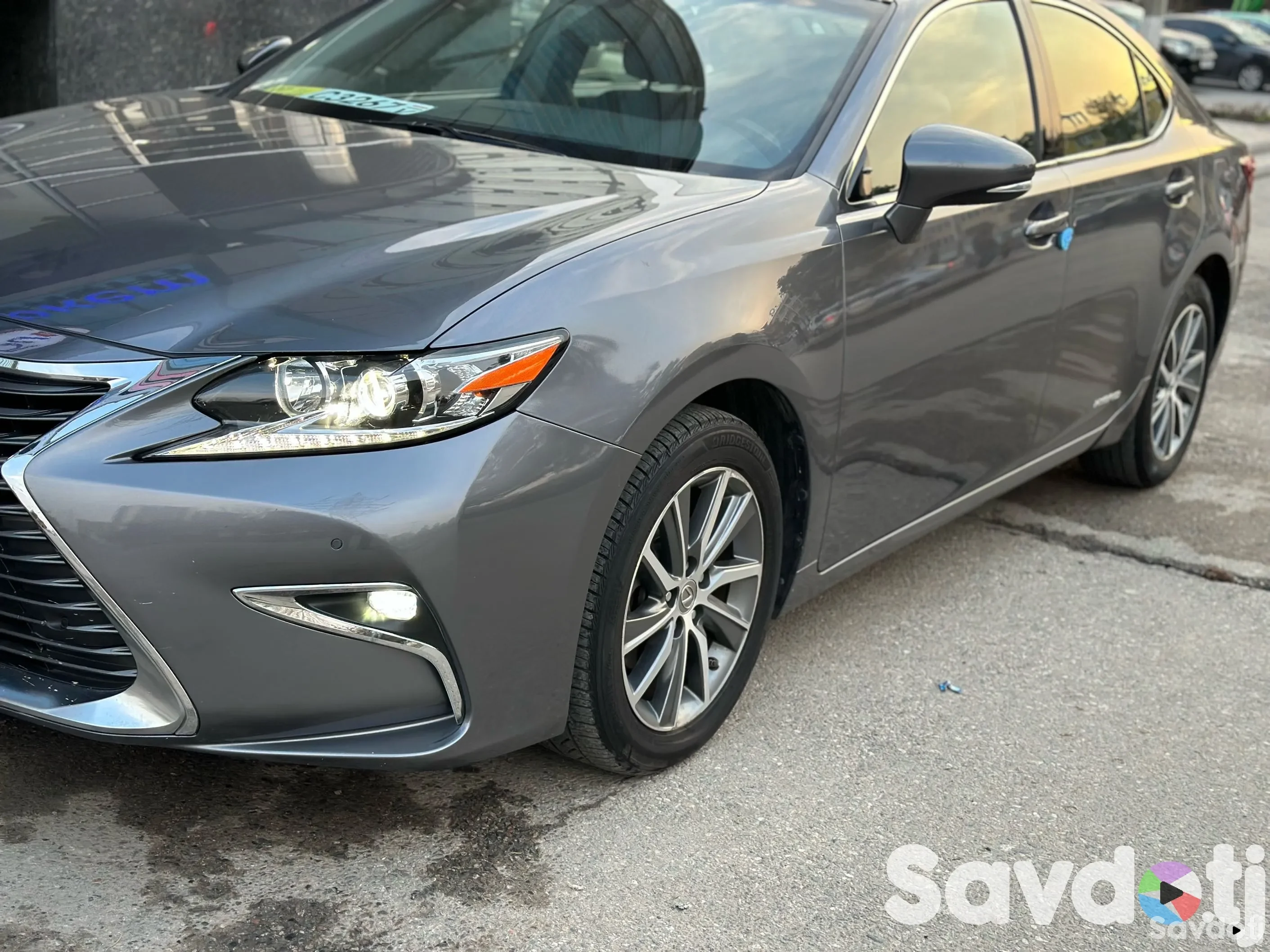 Lexus Es series 2016