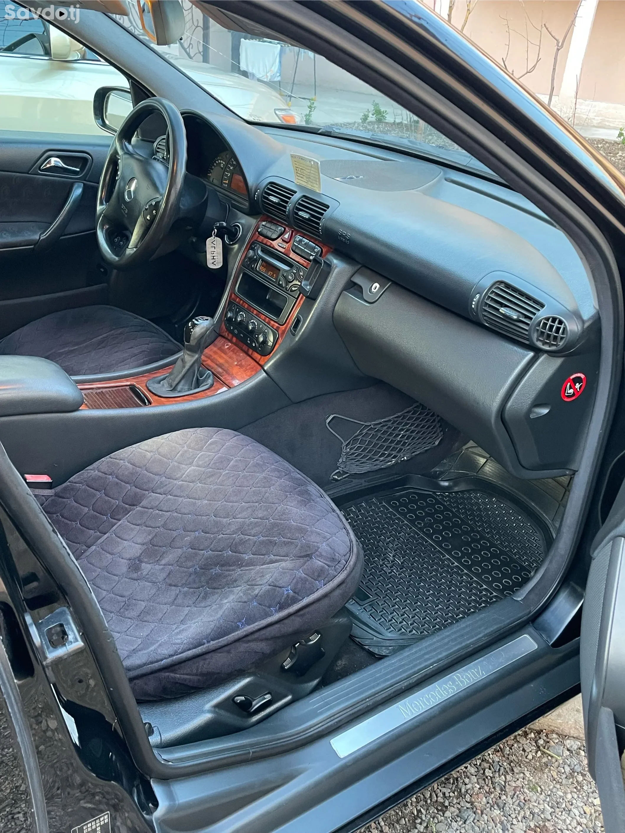 Mercedes-benz C class 2001