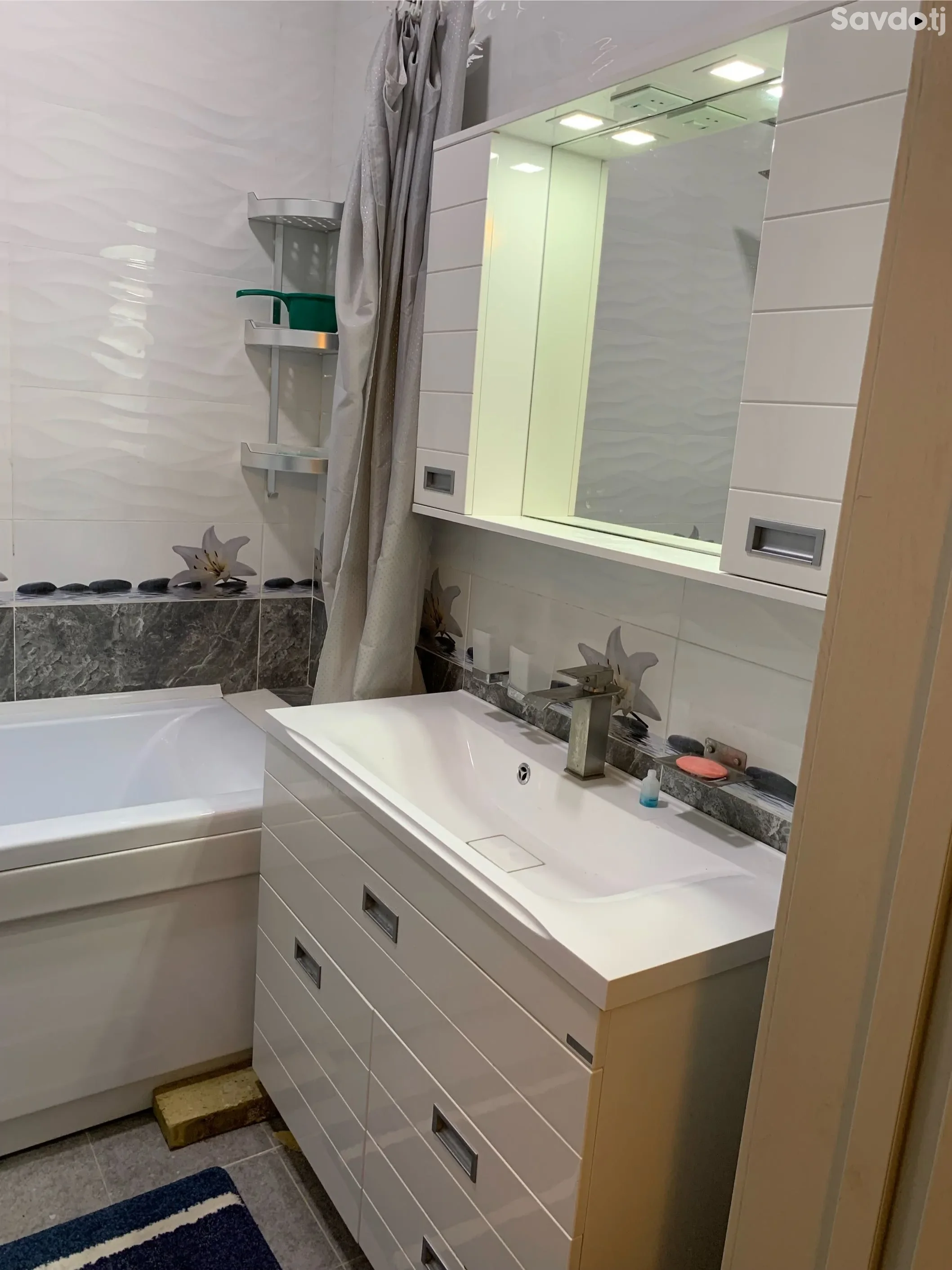 3-к квартира, 8 этаж, 110 м², 12 микрорайон