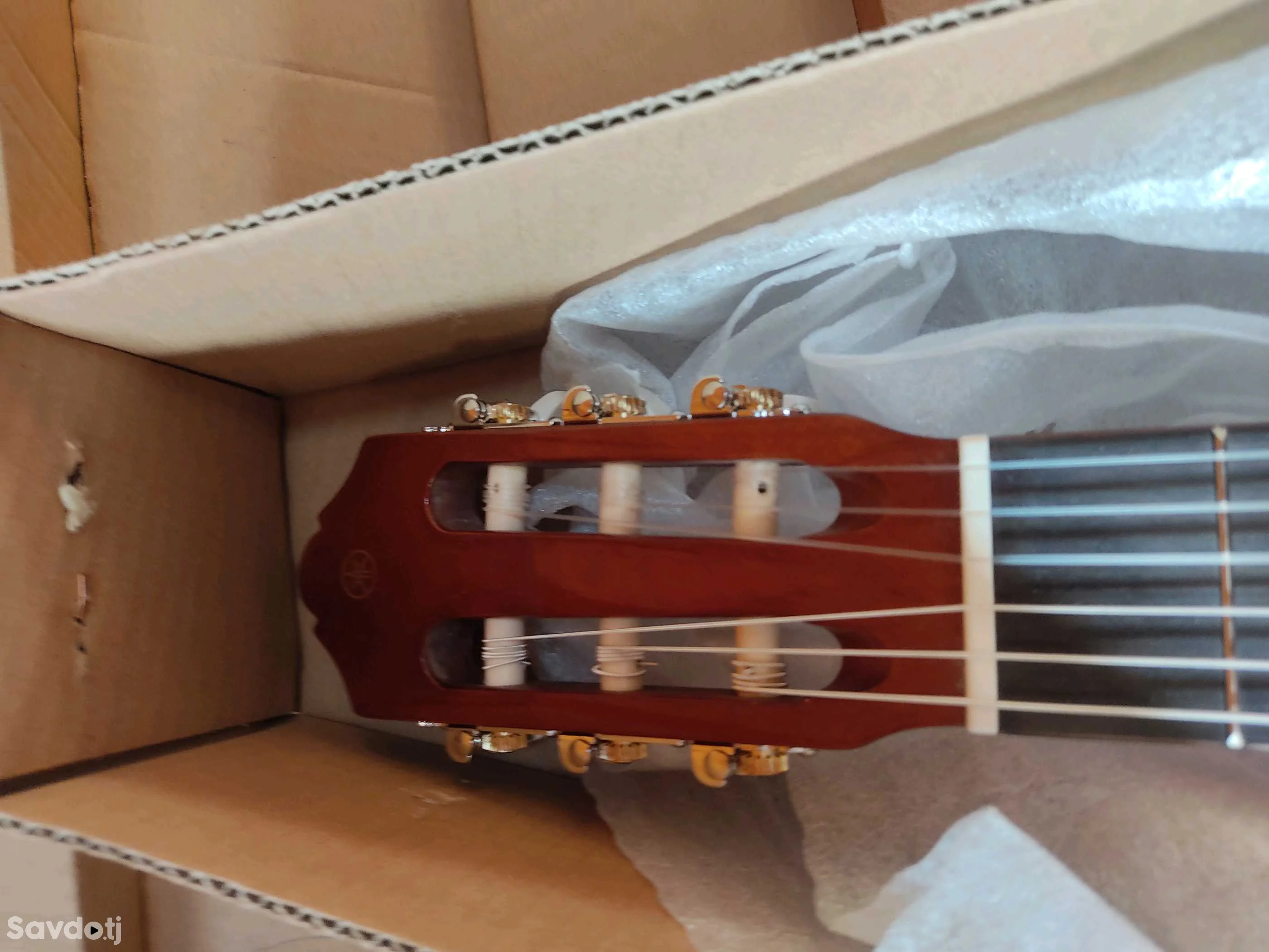 классическая гитара yamaha с 40 