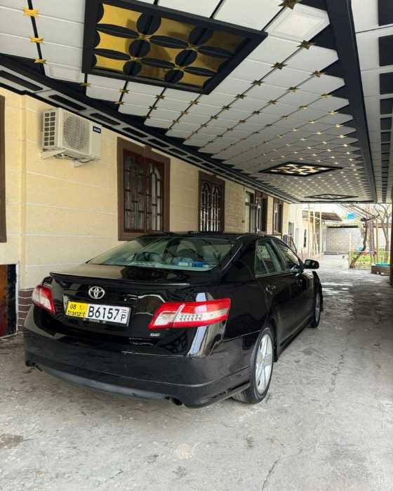 Toyota Camry 2010