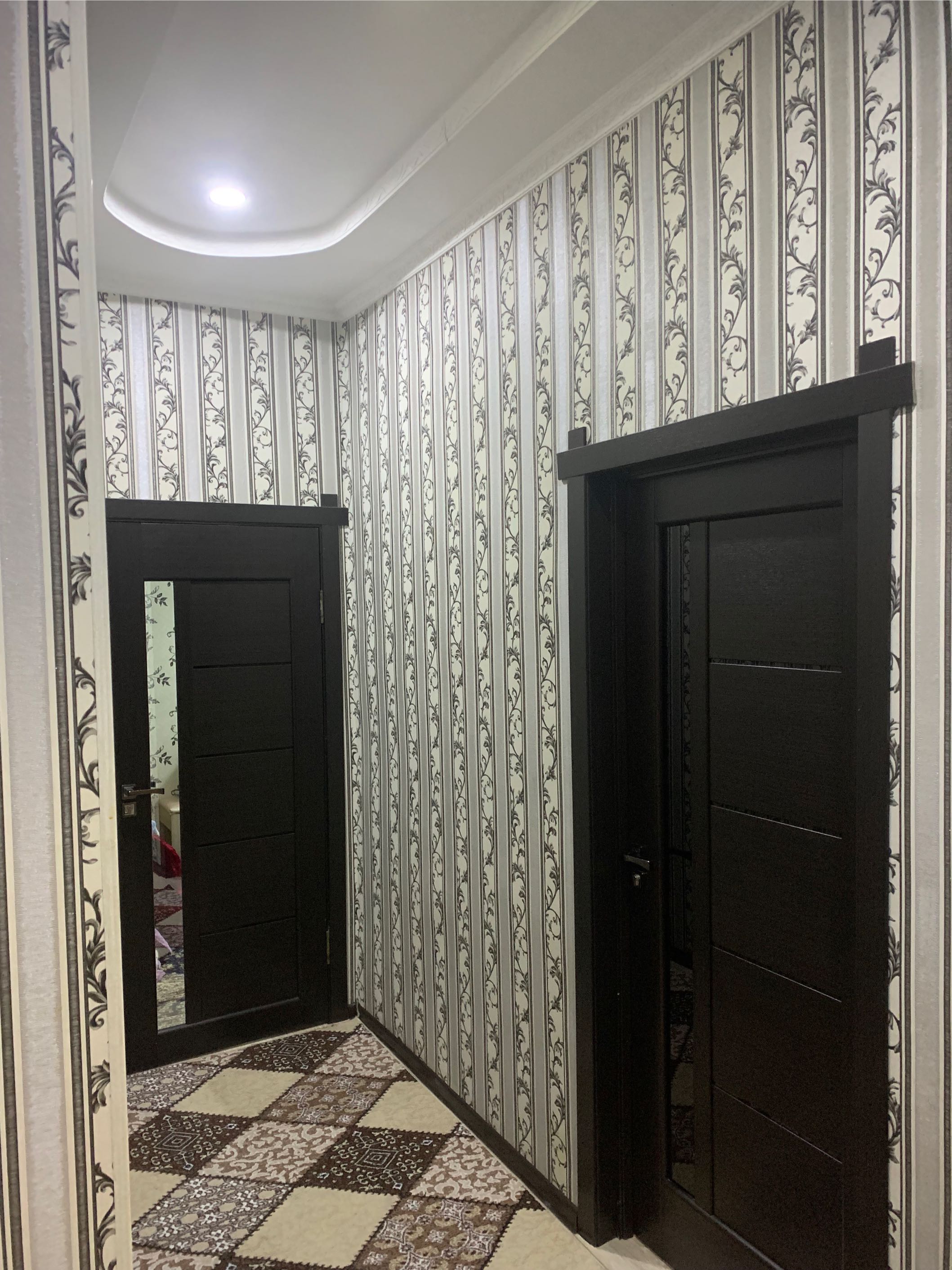 2-к квартира, 3 этаж, 73 м², центр