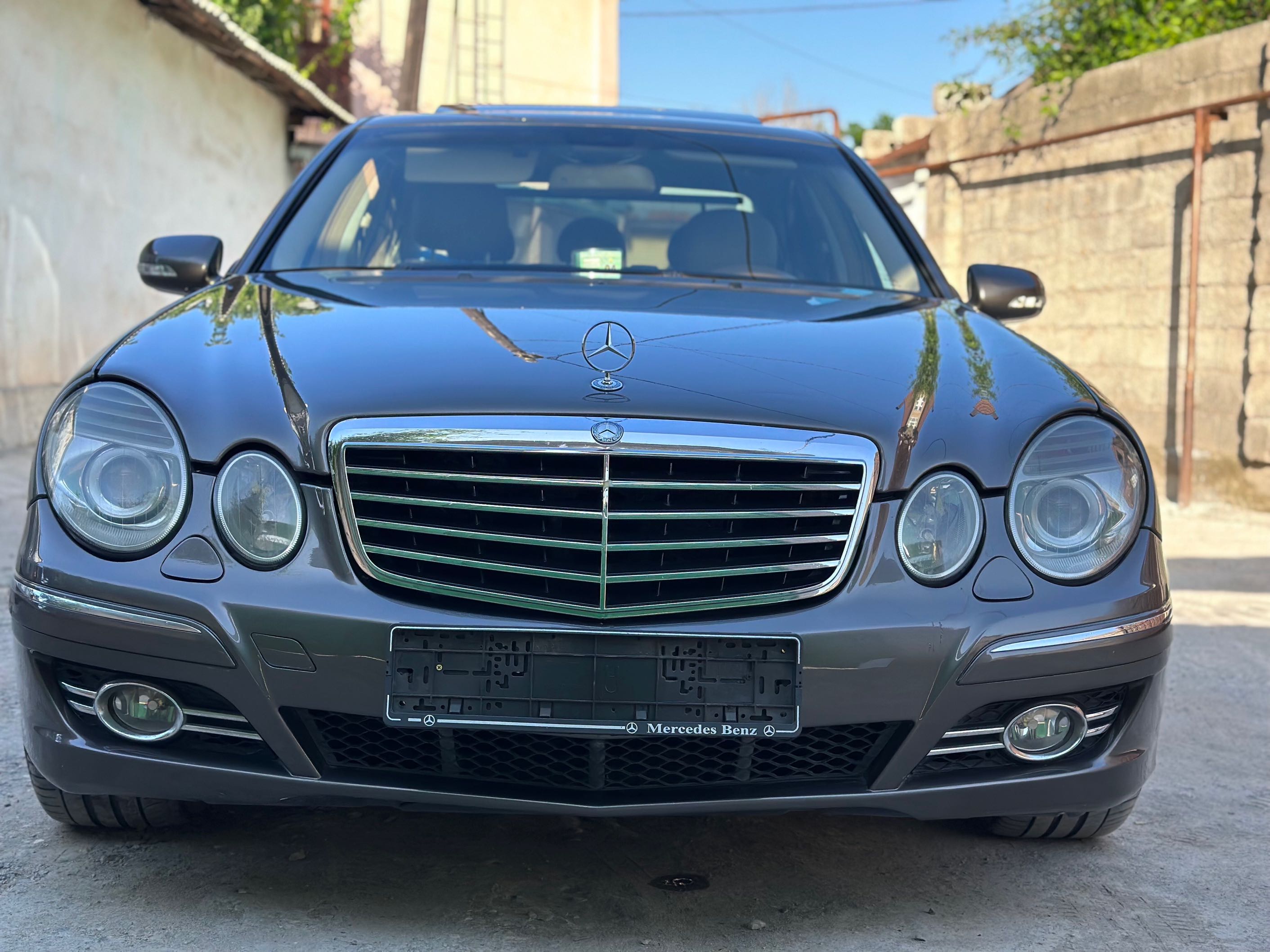 Mercedes-benz E class 2008