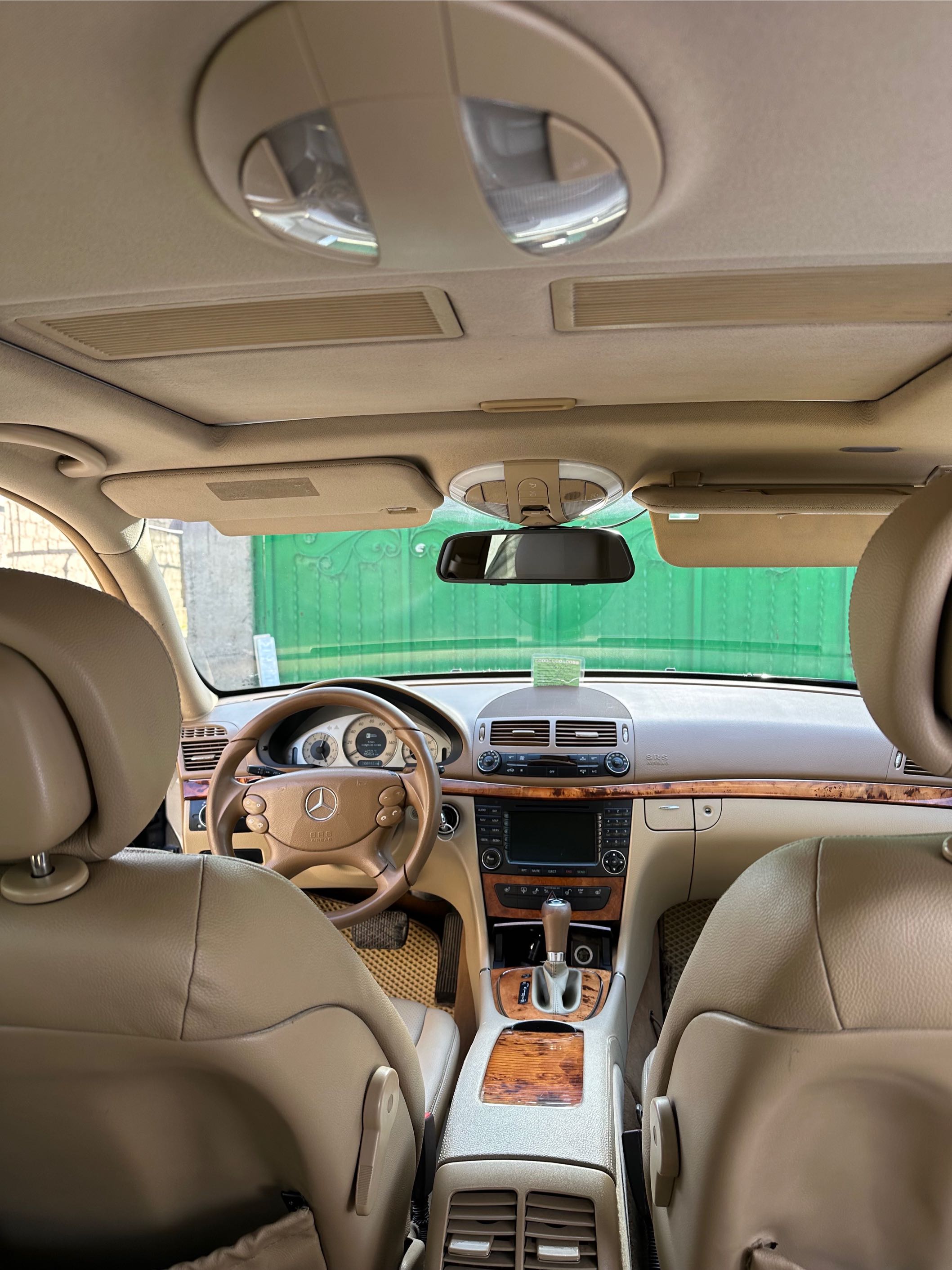 Mercedes-benz E class 2008