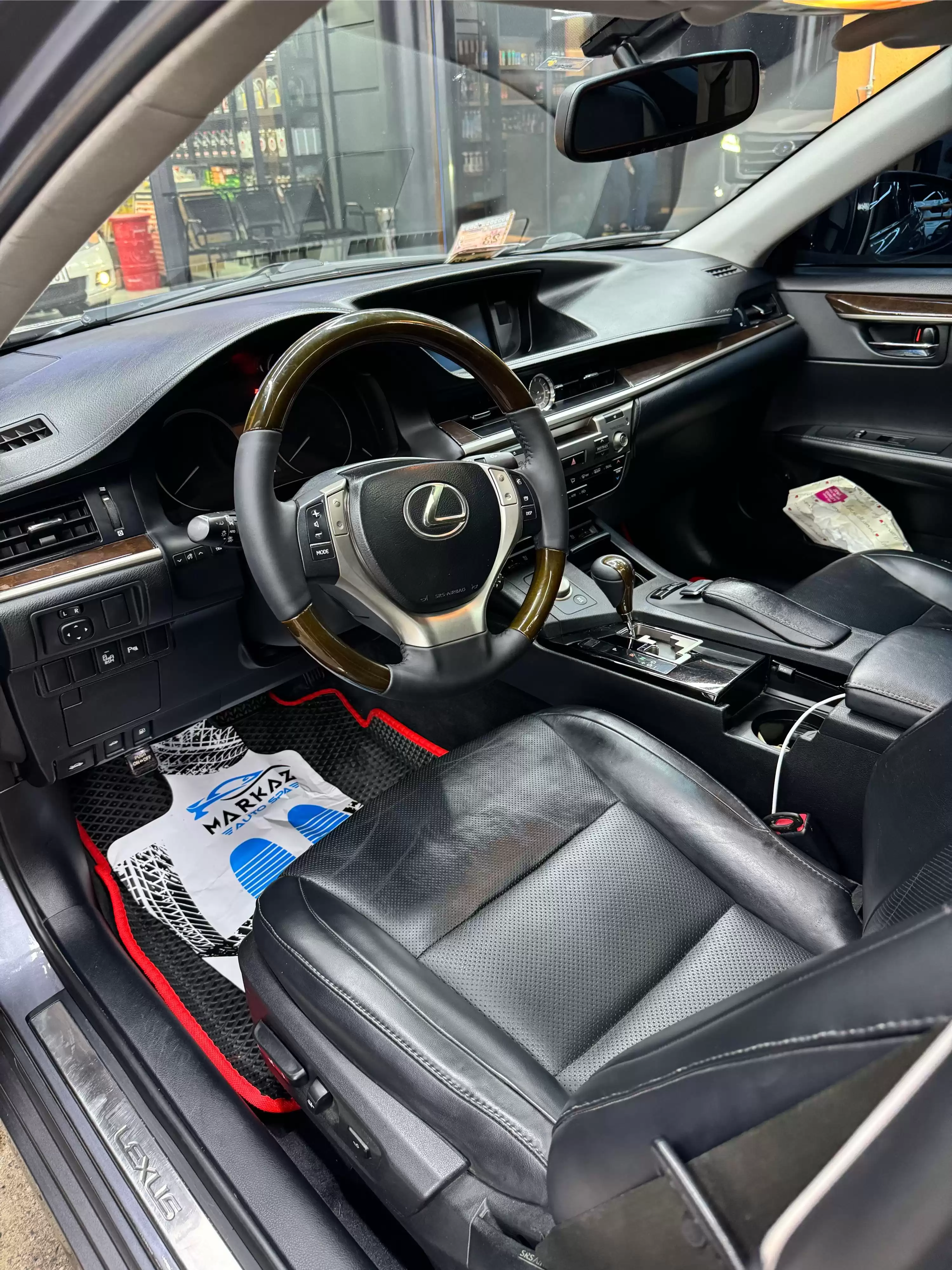 Lexus Es series 2014