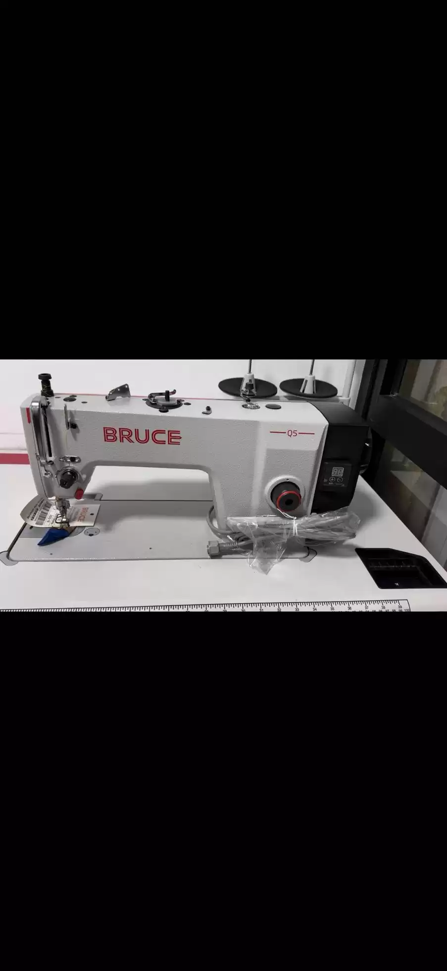 швейная машина BRUCE Q5. 