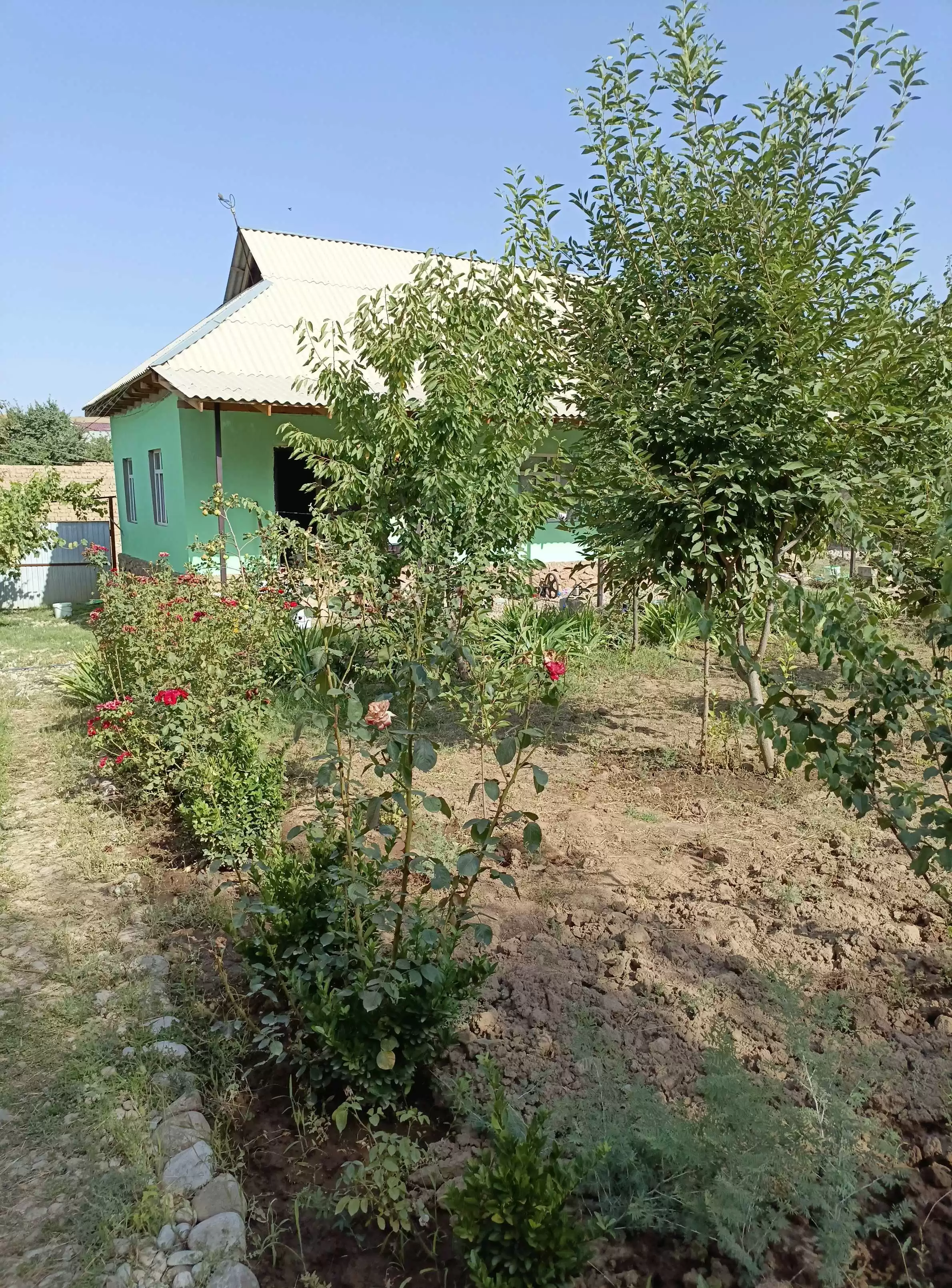 1 этажный, 4-комн. дом, 85 м², 7 соток, рохшонзамини нав