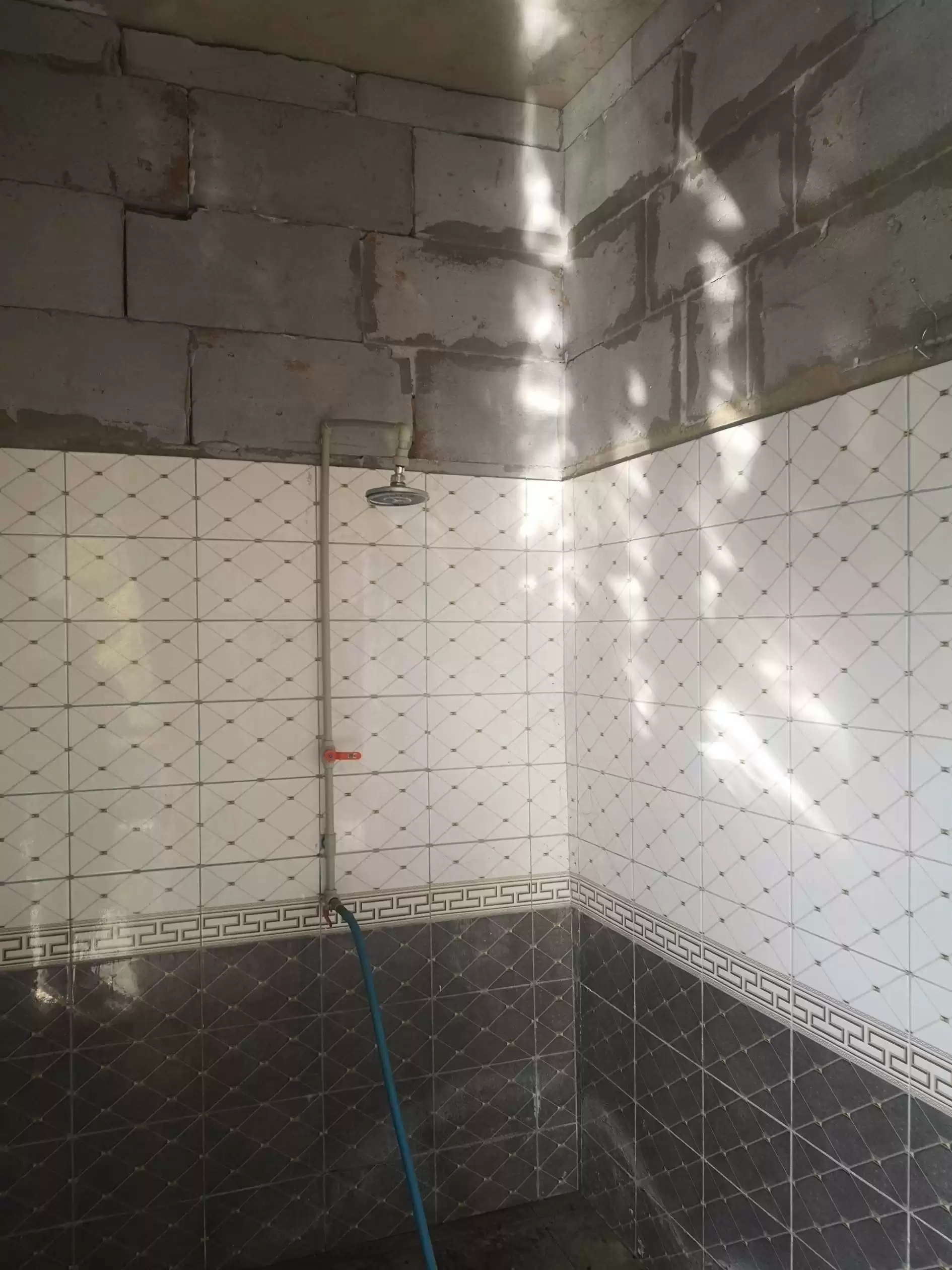 5 этажный, 1-комн. дом, 24 м², г Нурек 9 карьер