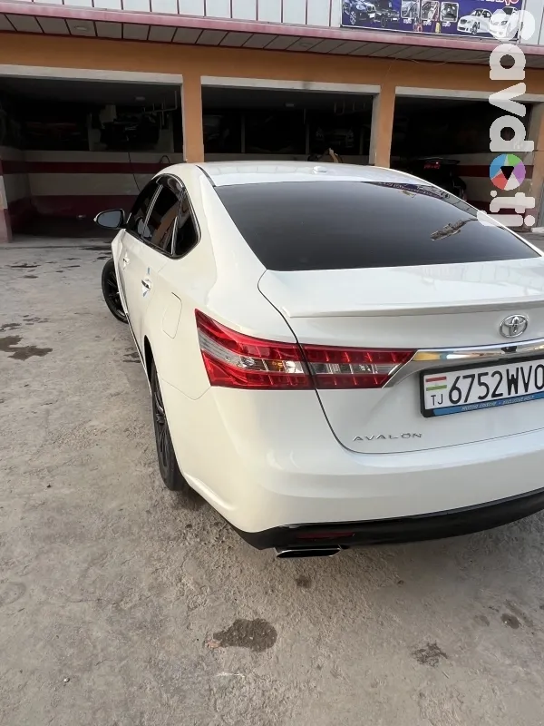 Toyota Avalon 2016