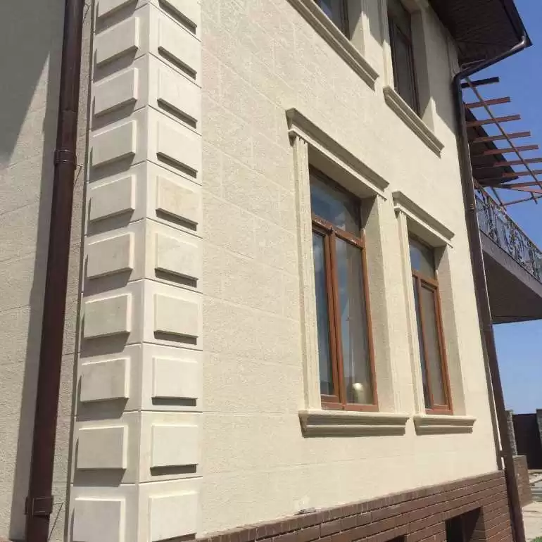 Хизмат расонии Декори девор бо Травертин 