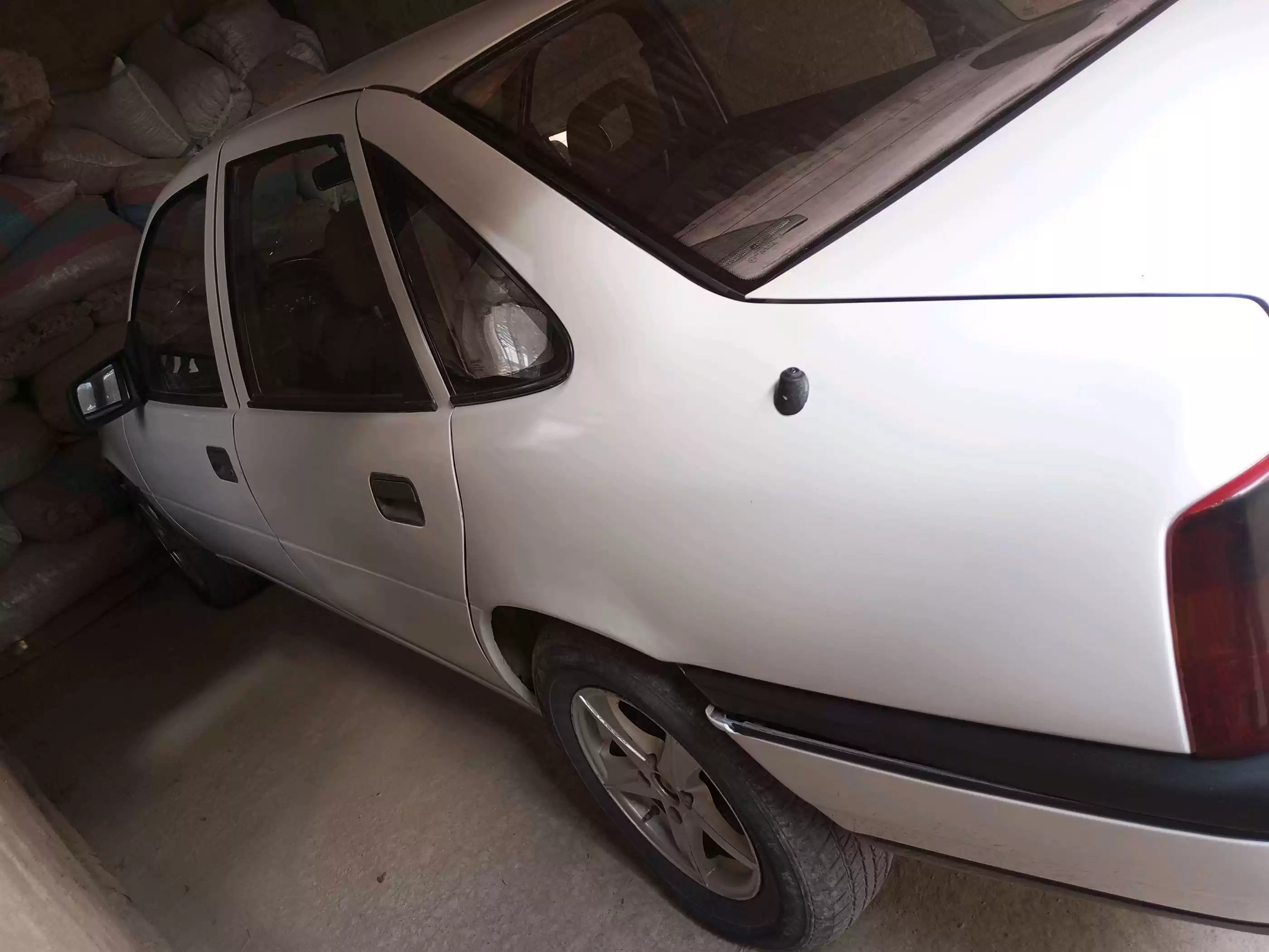 Opel Vectra a 1992