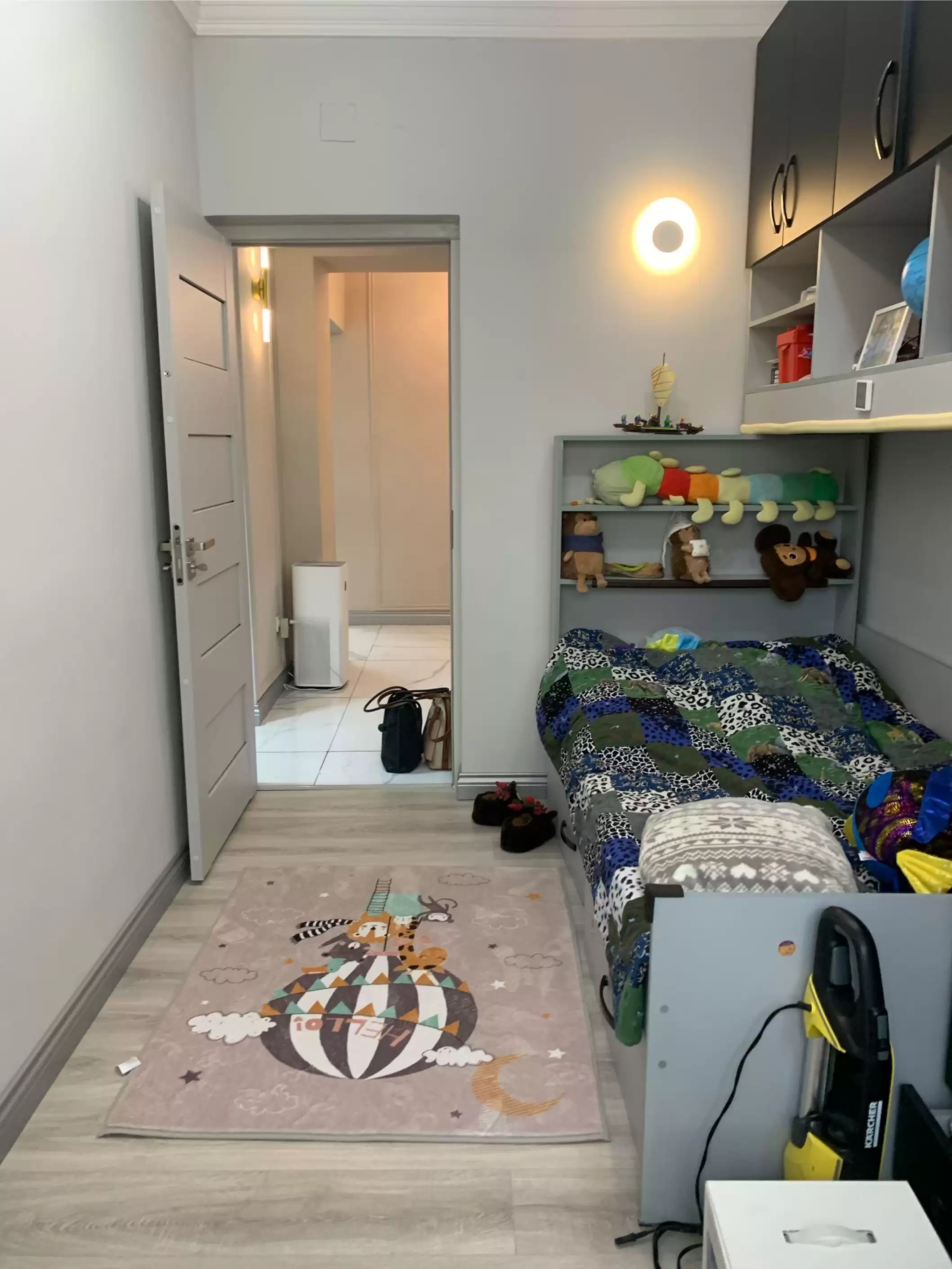 3-к квартира, 4 этаж, 60 м², 84-мик