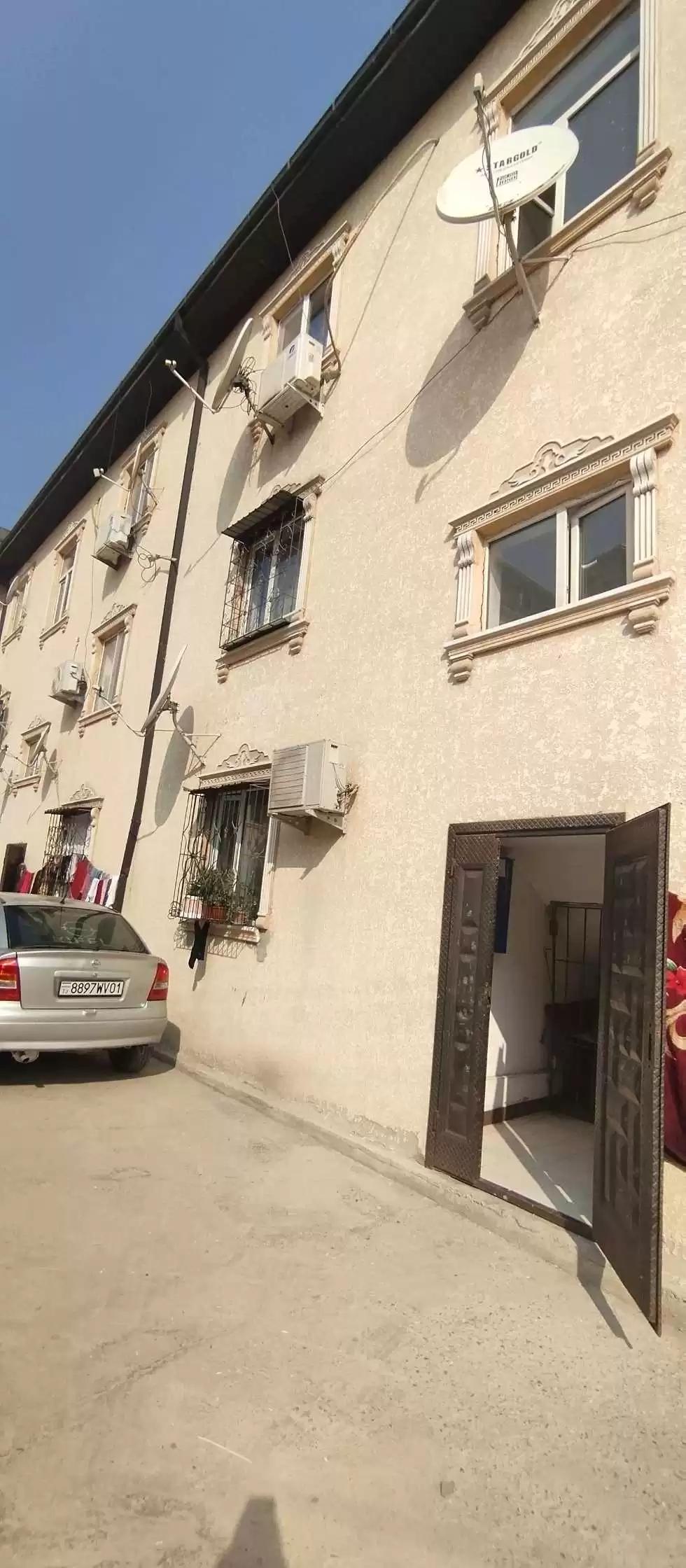 2-к квартира, 3 этаж, 40 м², фирдавси