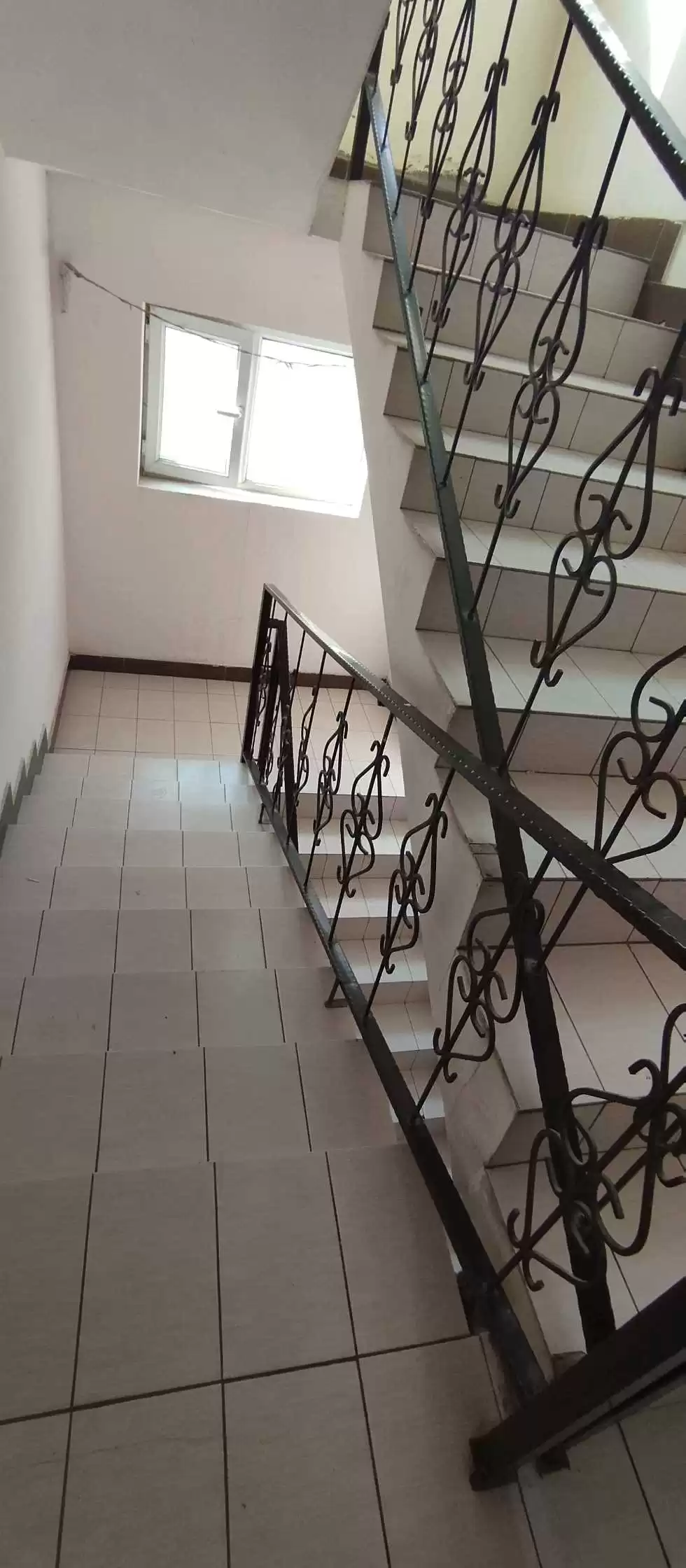 2-к квартира, 3 этаж, 40 м², фирдавси