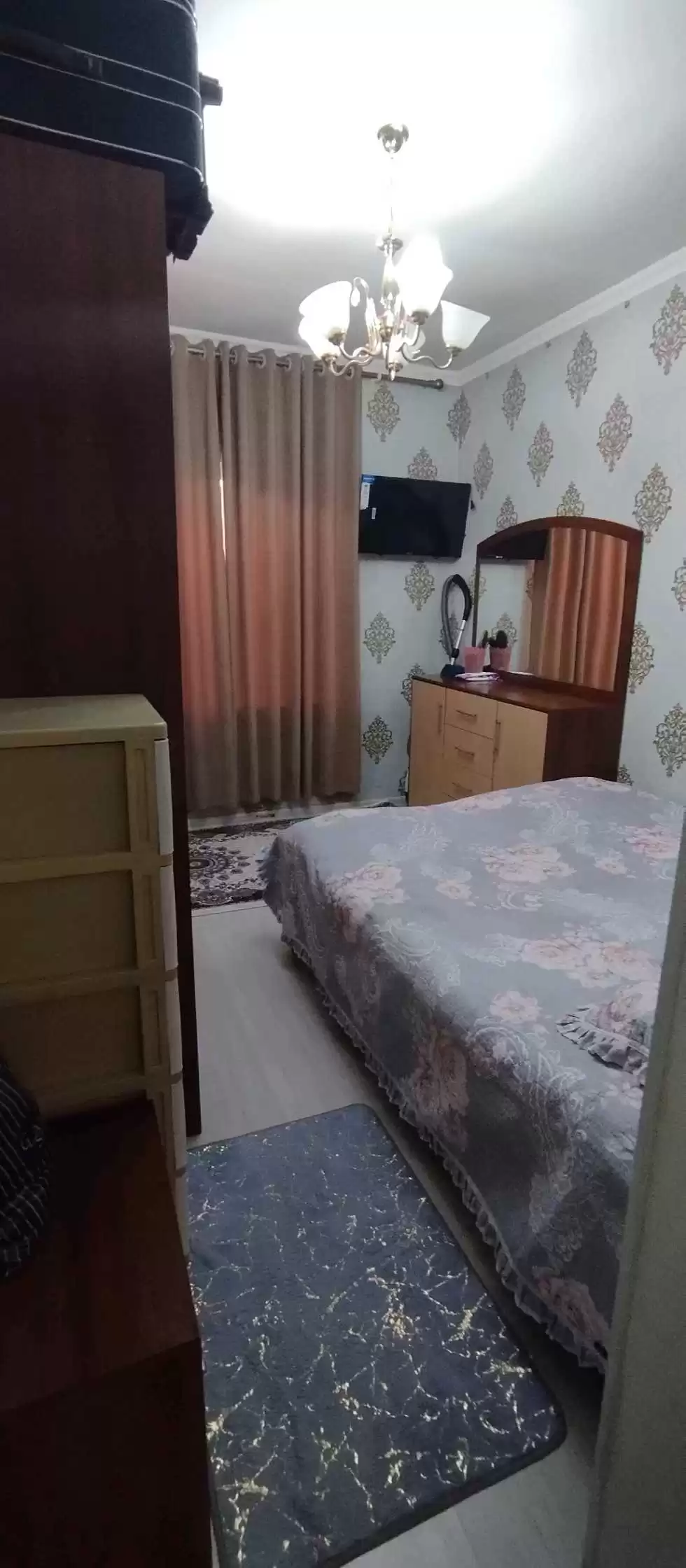 2-к квартира, 3 этаж, 40 м², фирдавси