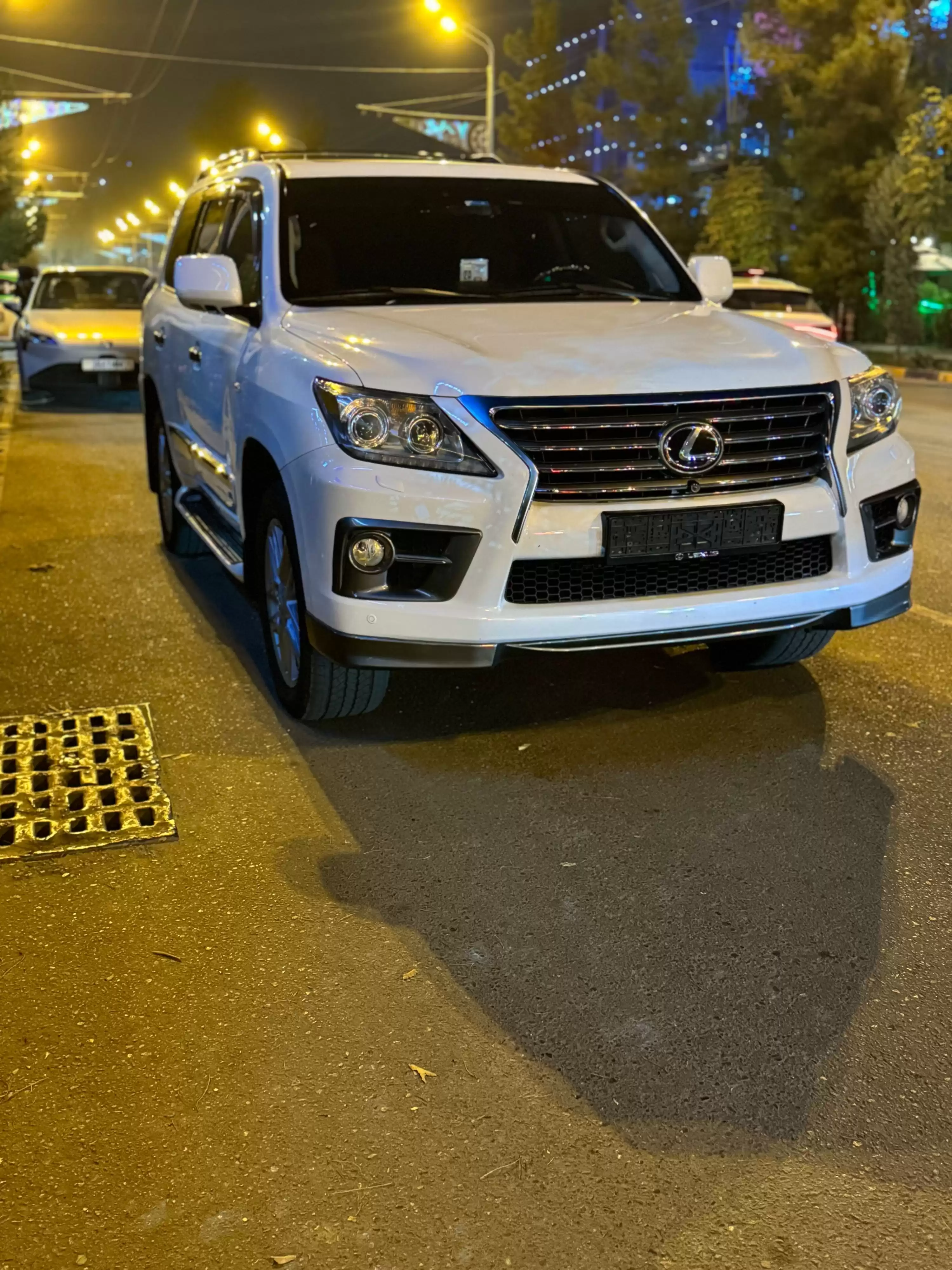 Lexus Lx series 2009