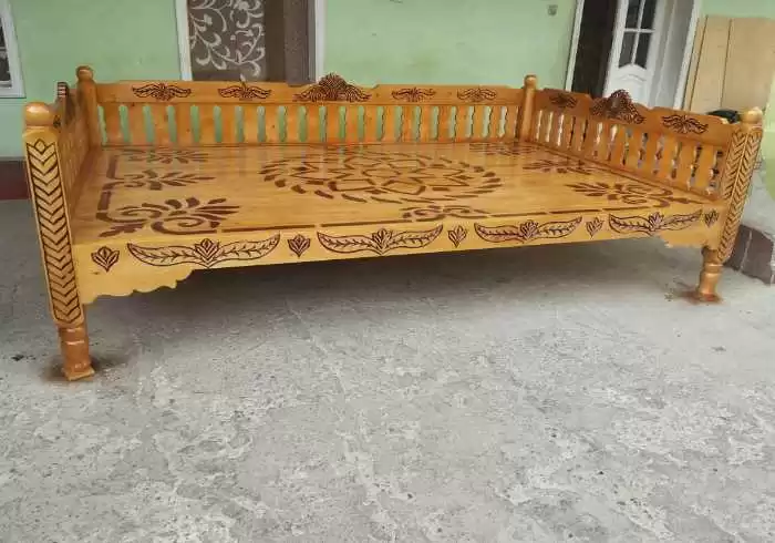 Тапчан 