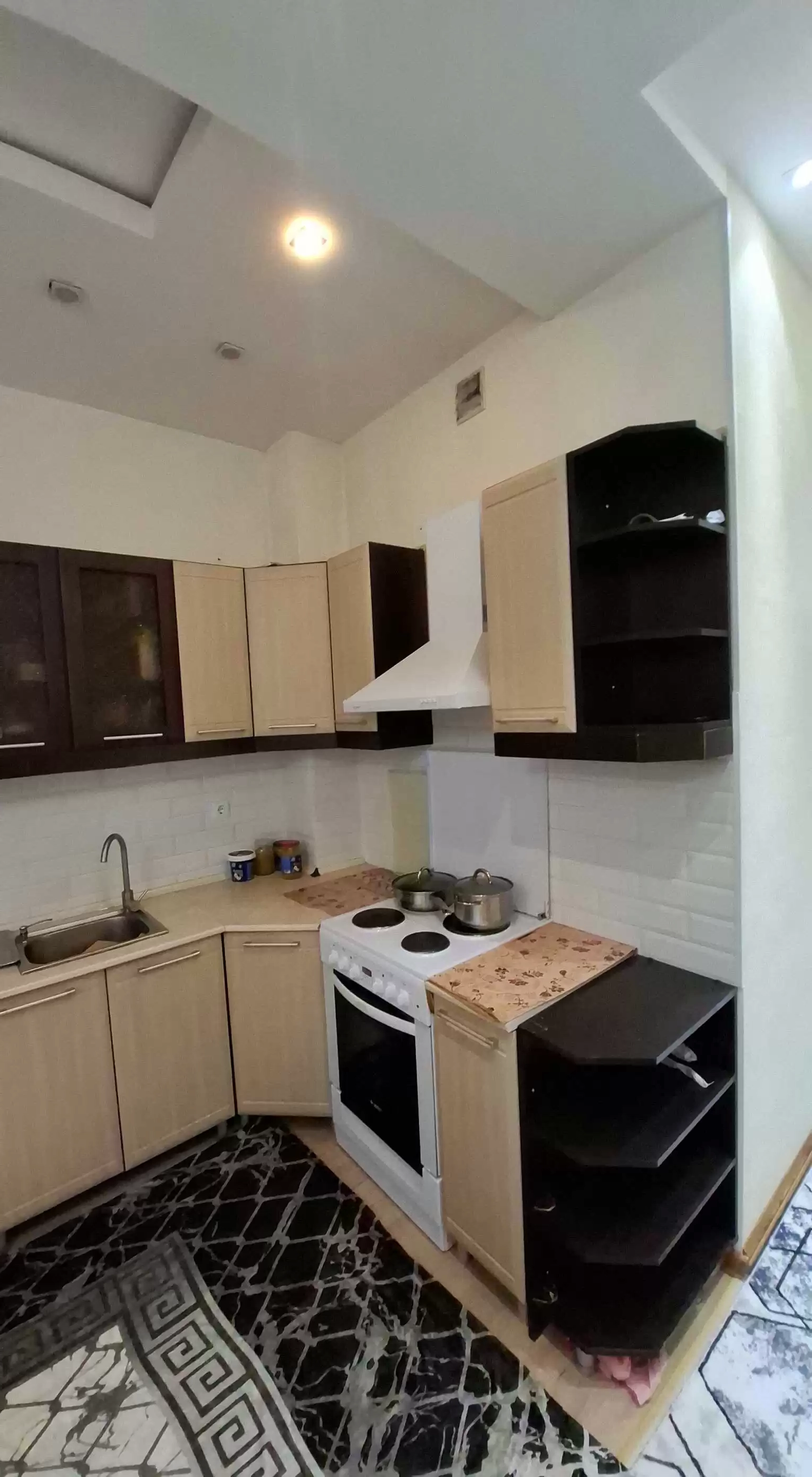 3-к квартира, 2 этаж, 76 м², И Сомони