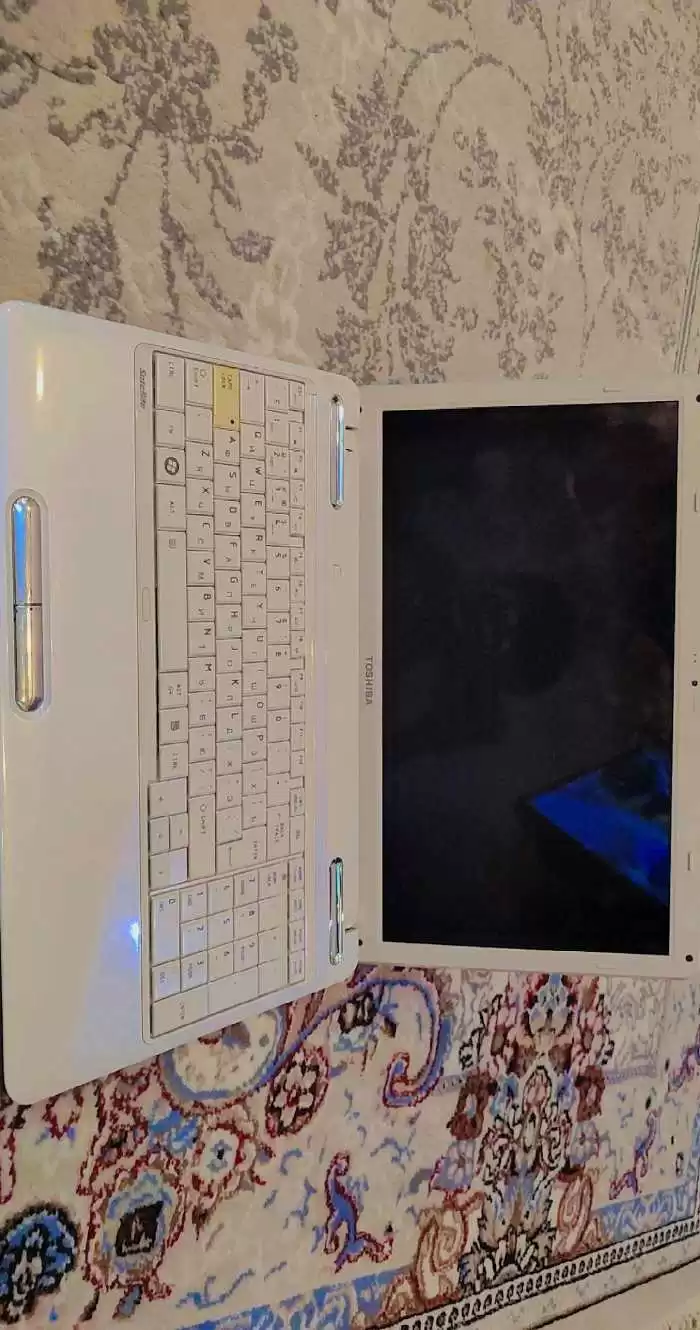 Ноутбук Toshiba