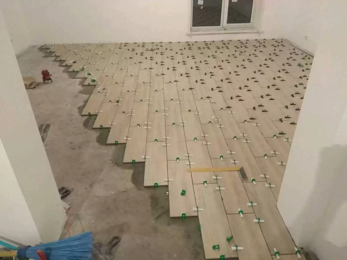 укладка плитки  кафел