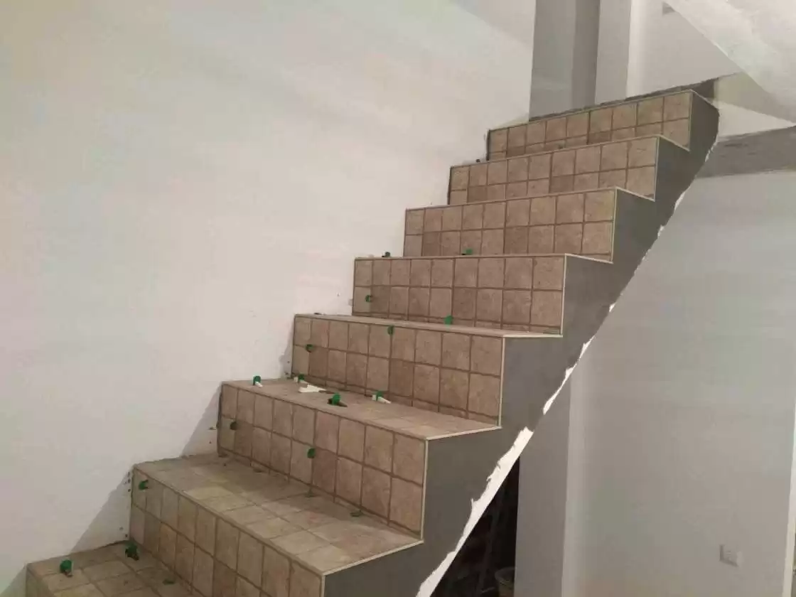 укладка плитки  кафел