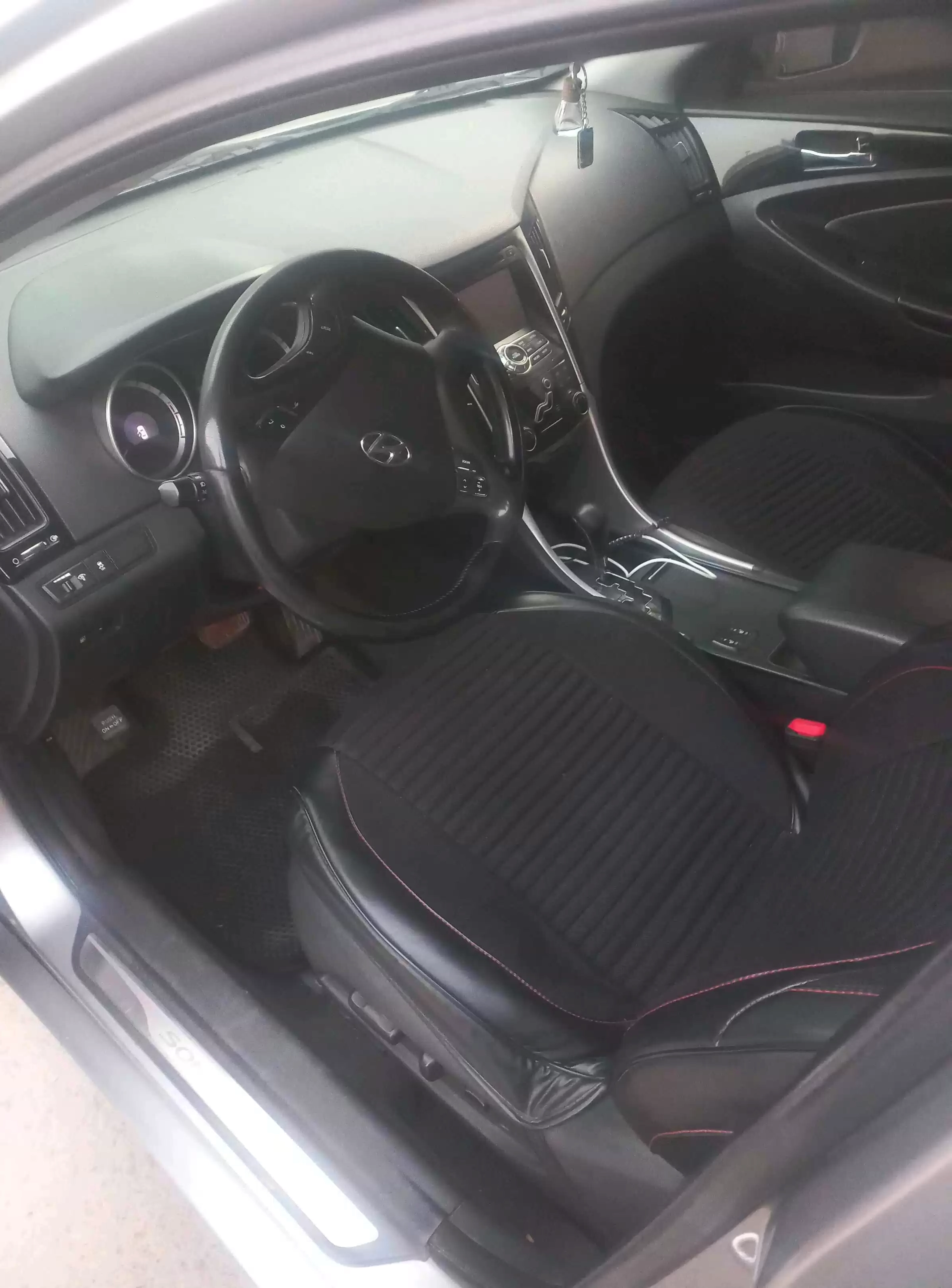 Hyundai Sonata 2010
