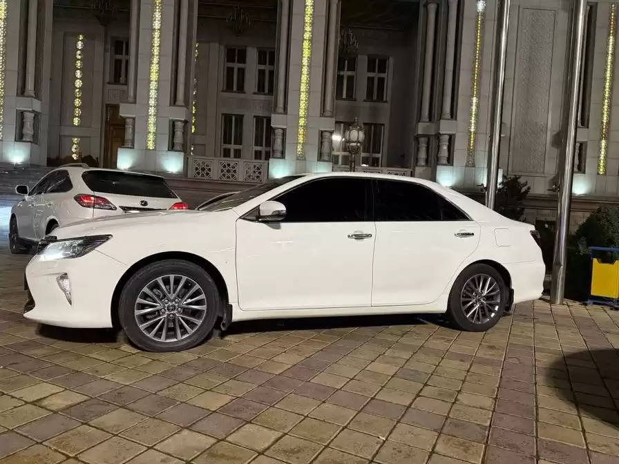 Toyota Camry 2018