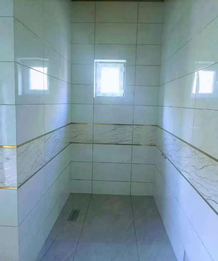 Устои Кафел 