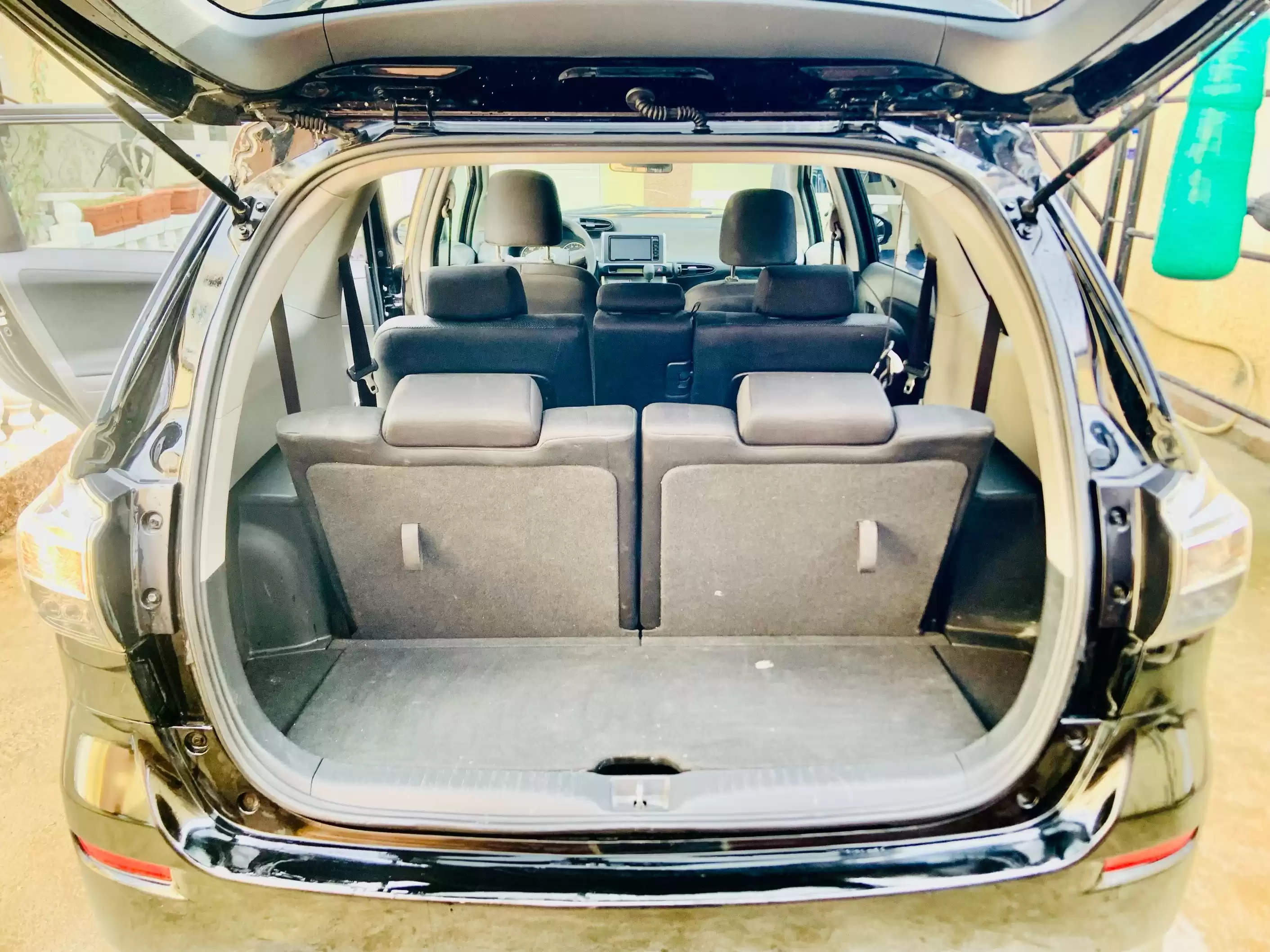 Toyota Wish 2014