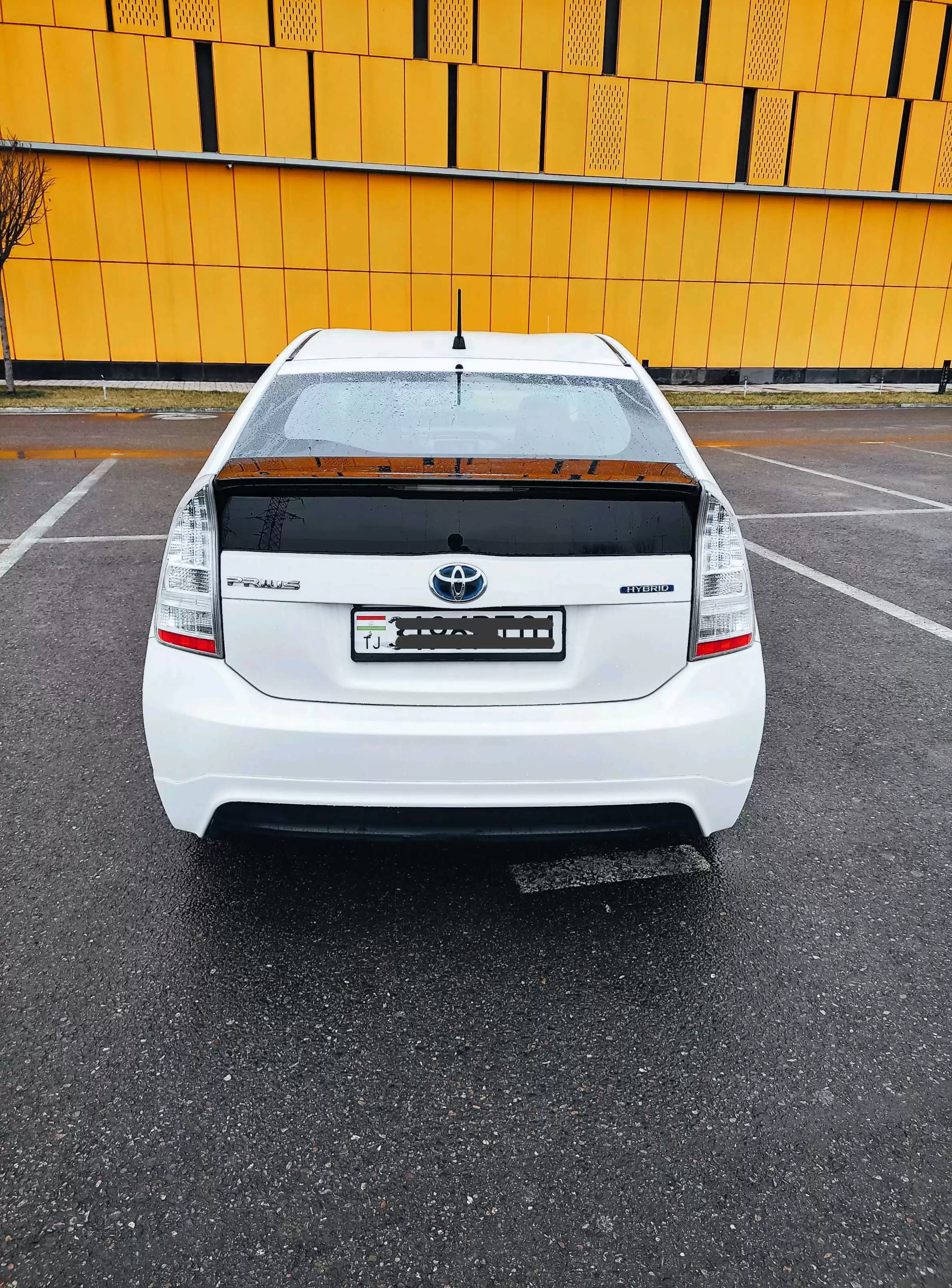 Toyota Prius 2011