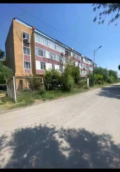 2-к квартира, 1 этаж, 42 м², кучаи чавони 42