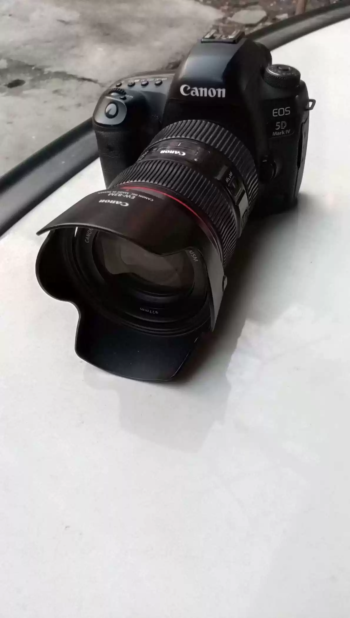 Фотоаппарат 5Д Марк 4