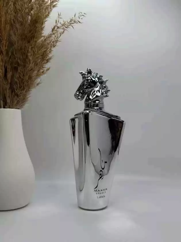 Духи Maahir Legacy Lattafa EAU de Parfum 