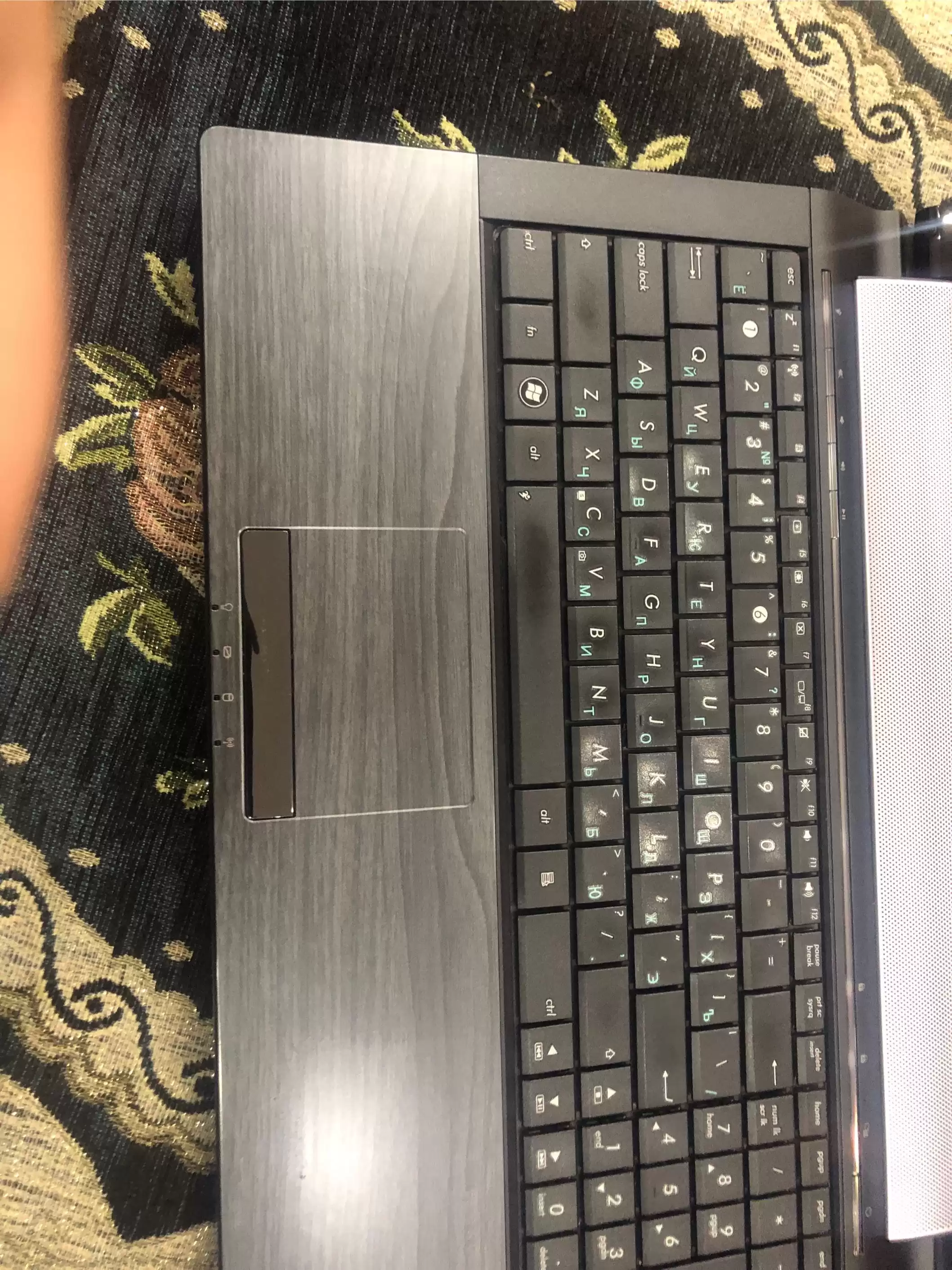 Ноутбук Asus
