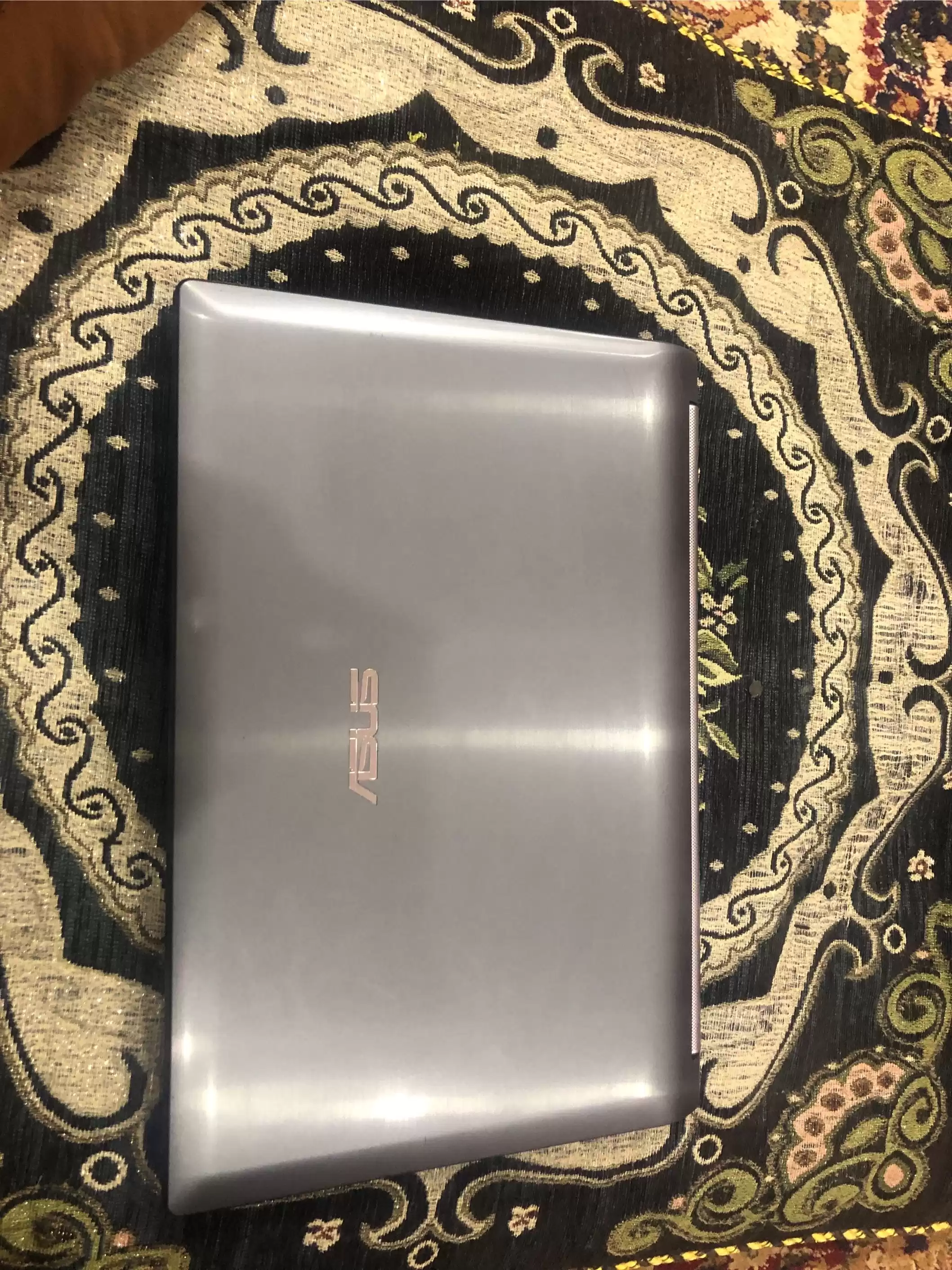 Ноутбук Asus