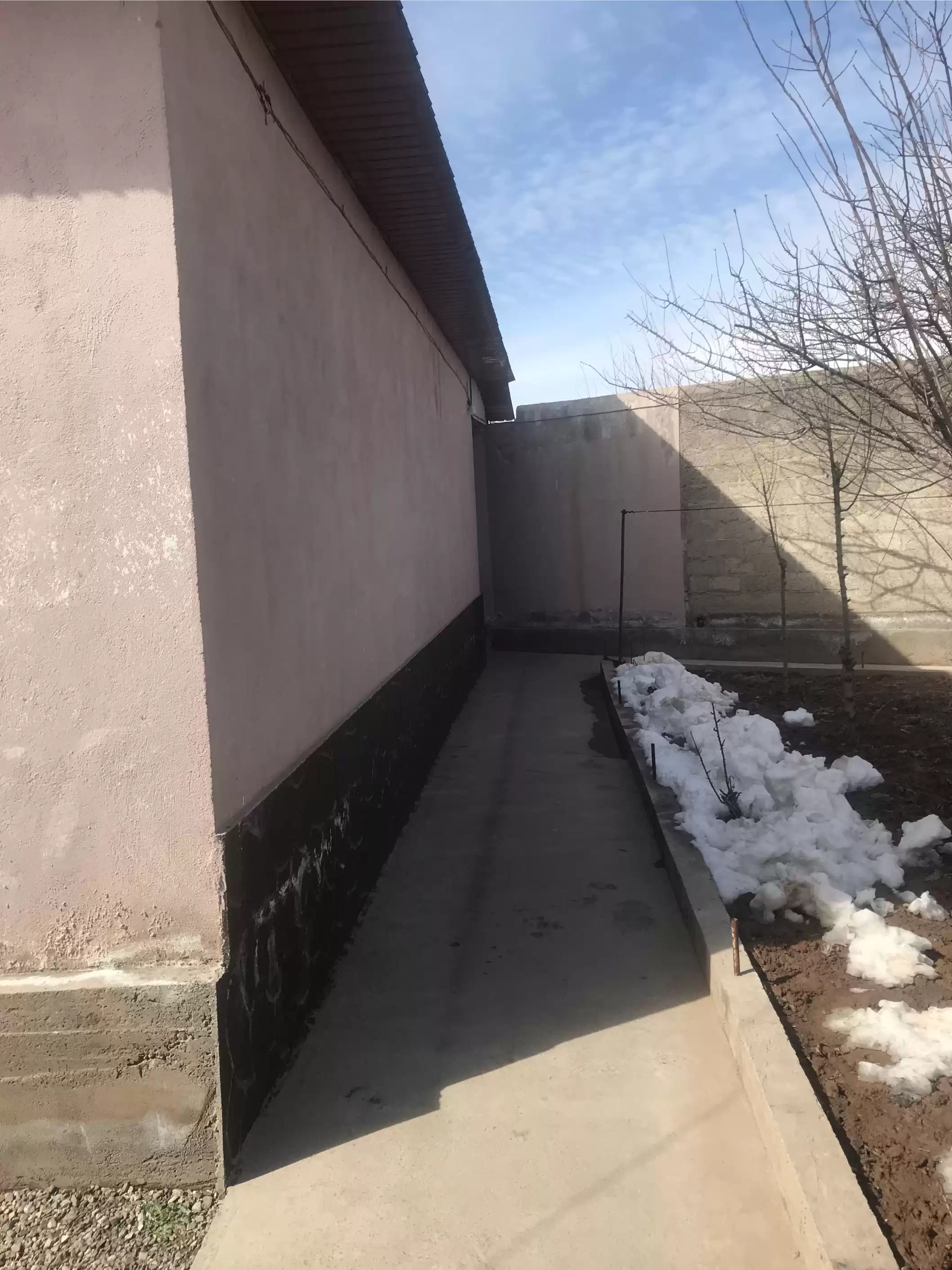 1 этажный, 3-комн. дом, 70 м², 2 соток, истиклол